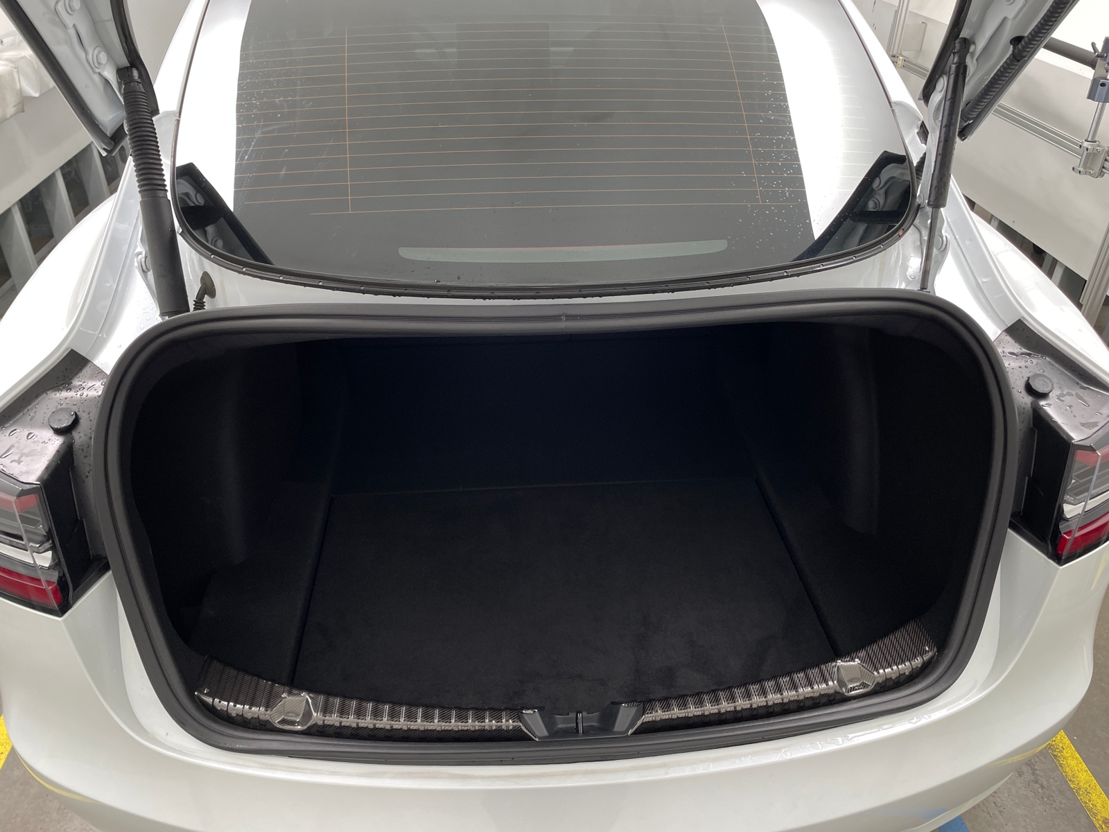 Thumbnail: 2023 Tesla Model 3 - 6