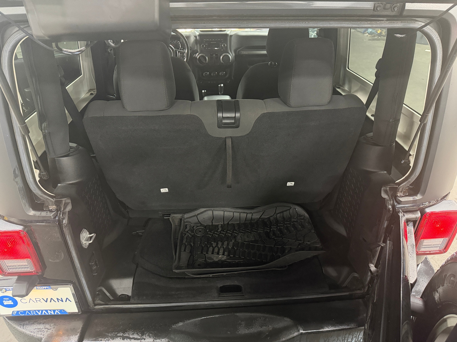 Thumbnail: 2016 Jeep Wrangler - 7
