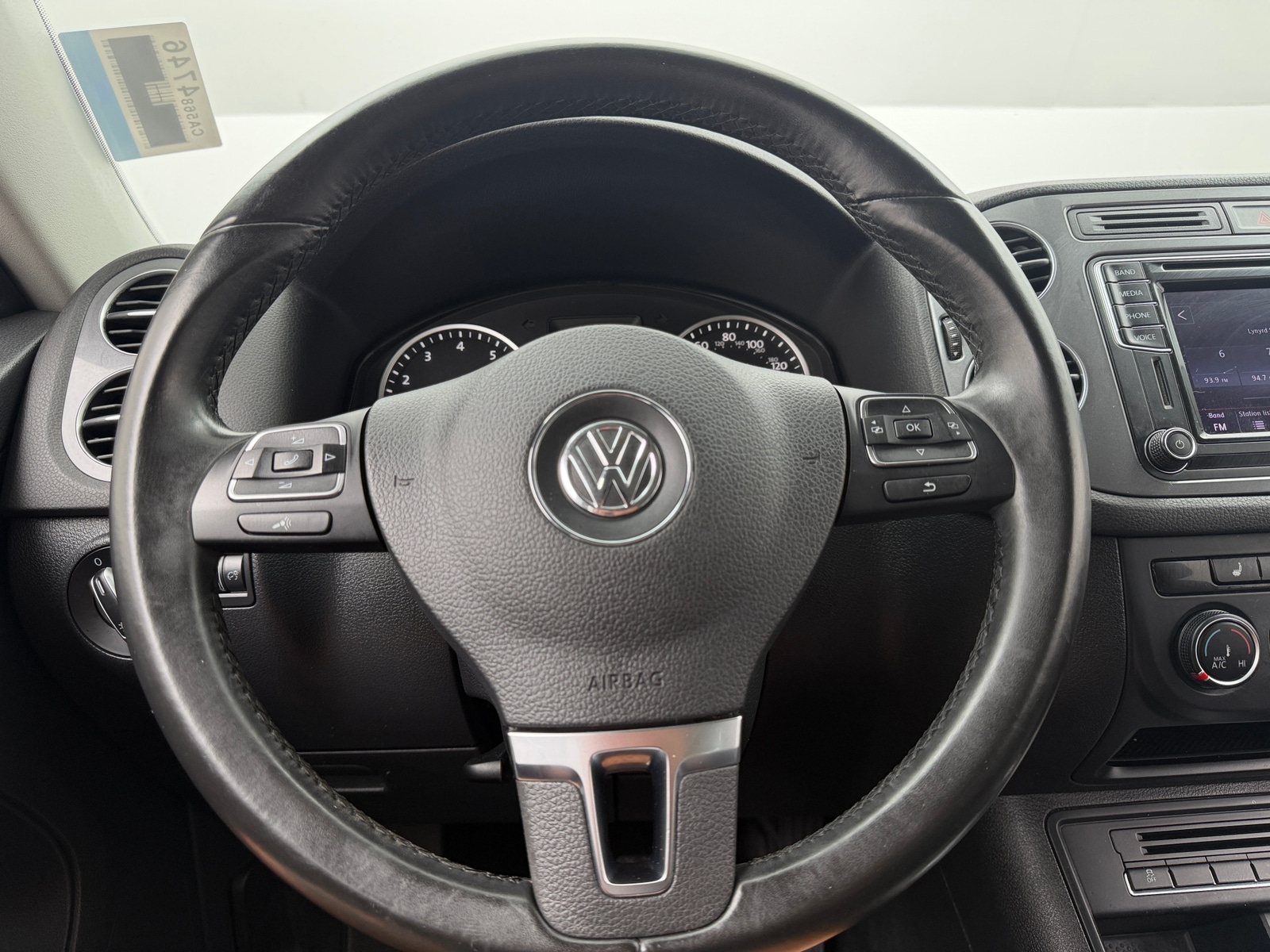 Thumbnail: 2017 Volkswagen Tiguan - 5