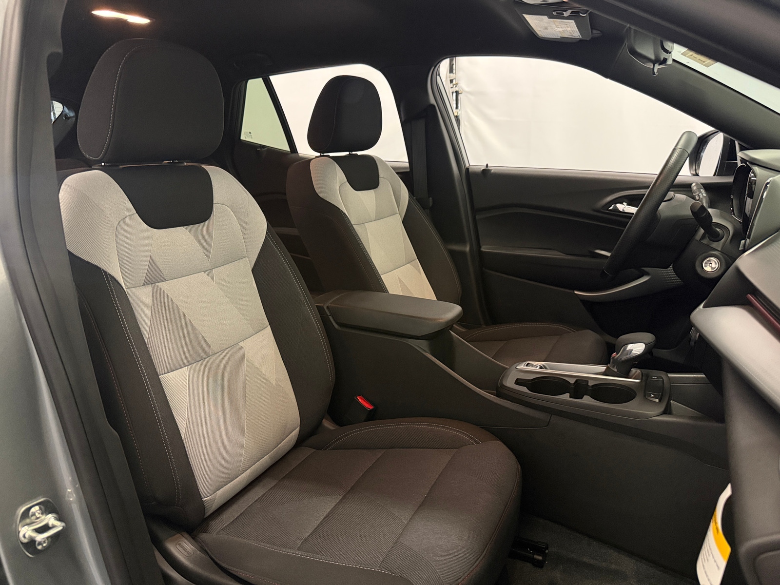 Thumbnail: 2026 Chevrolet Trax - 2
