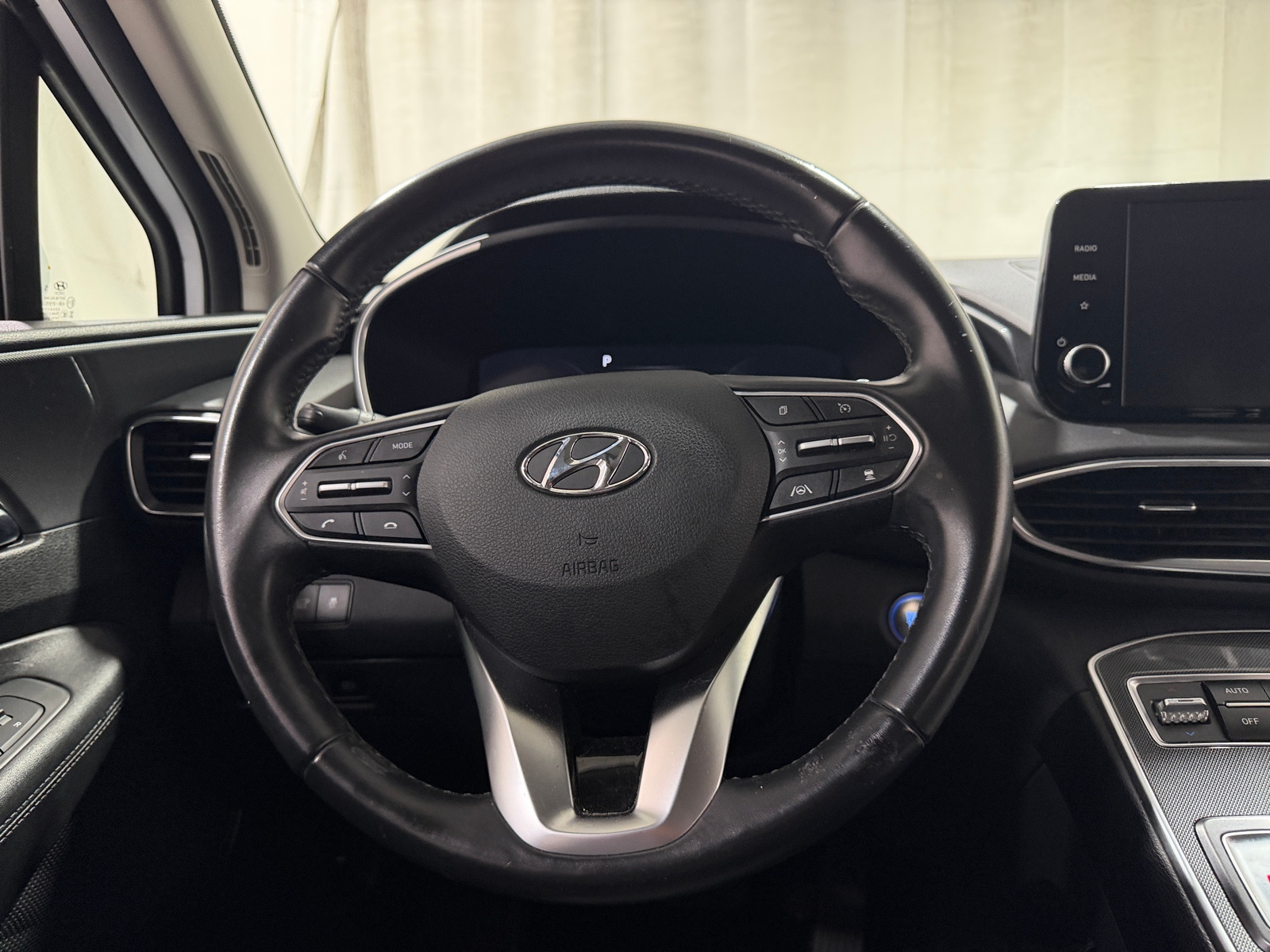 Thumbnail: 2022 Hyundai Santa Fe - 5