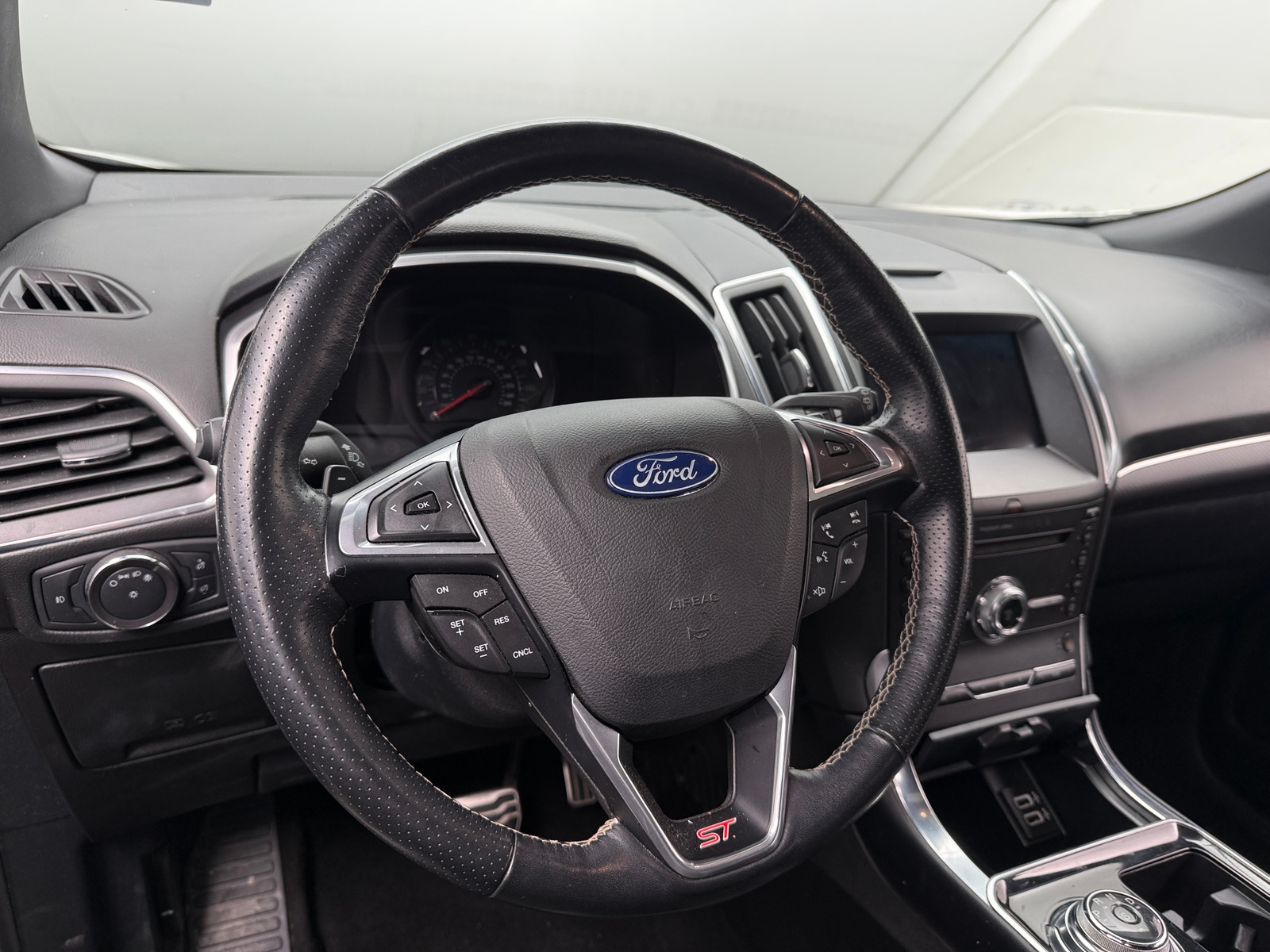 Thumbnail: 2019 Ford Edge - 4