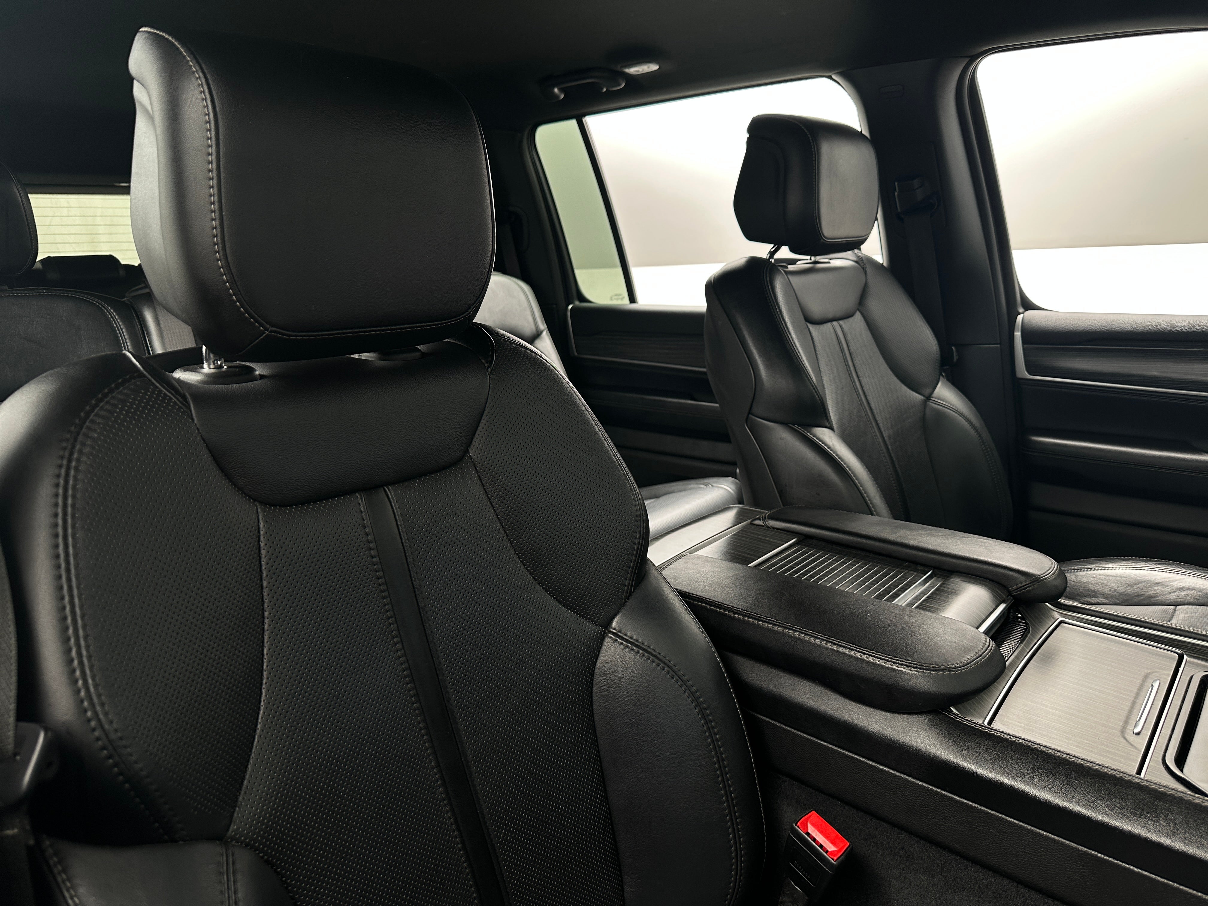 2024 Jeep Wagoneer