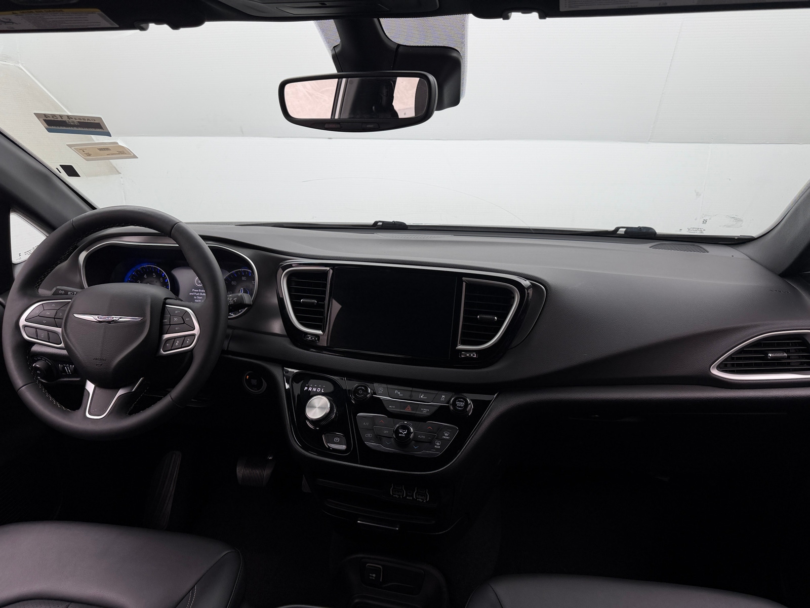 Thumbnail: 2025 Chrysler Pacifica - 2