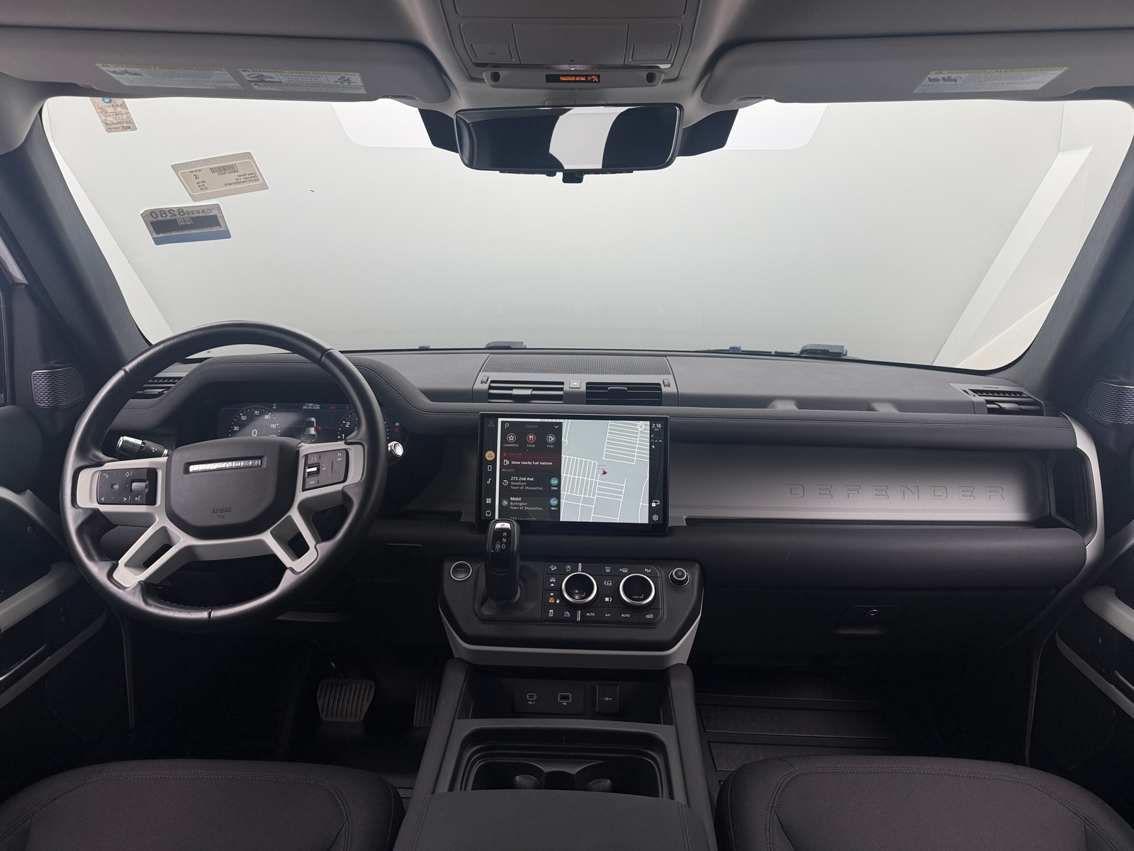 Thumbnail: 2022 Land Rover Defender - 3