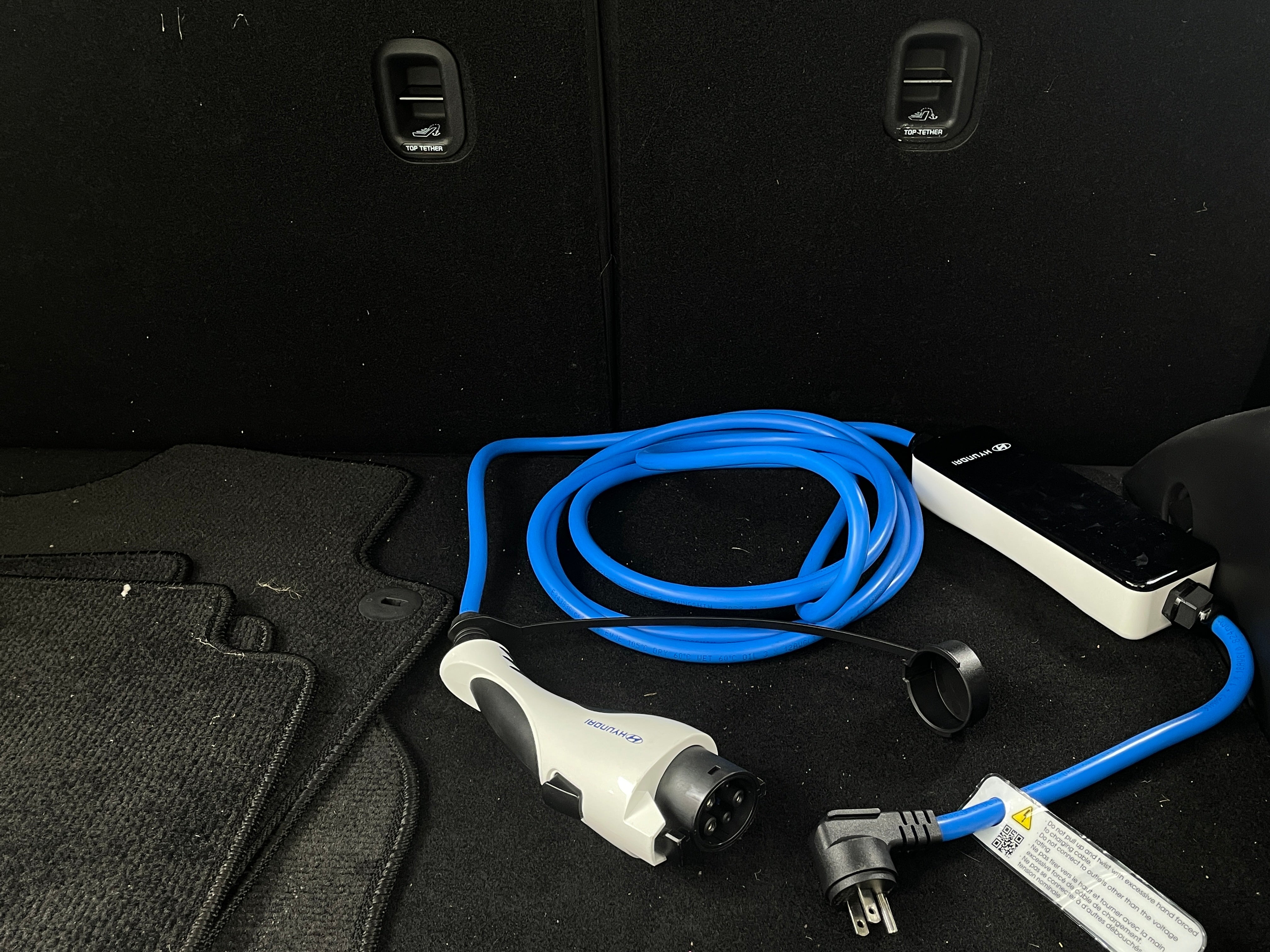 Used 2022 Hyundai IONIQ 5 Limited with VIN KM8KRDAF2NU089008 for sale in Oak Creek, WI