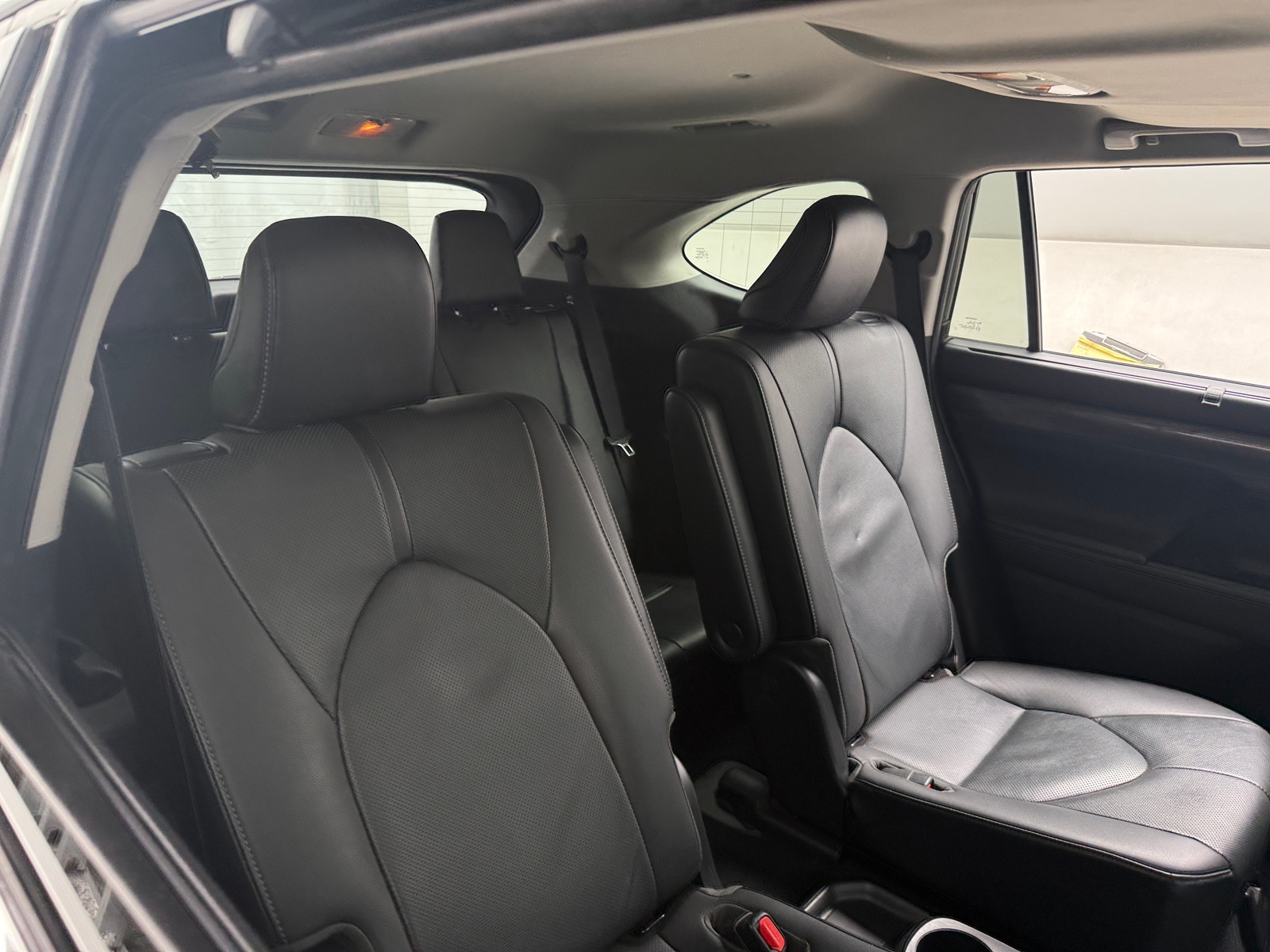 Thumbnail: 2021 Toyota Highlander - 6
