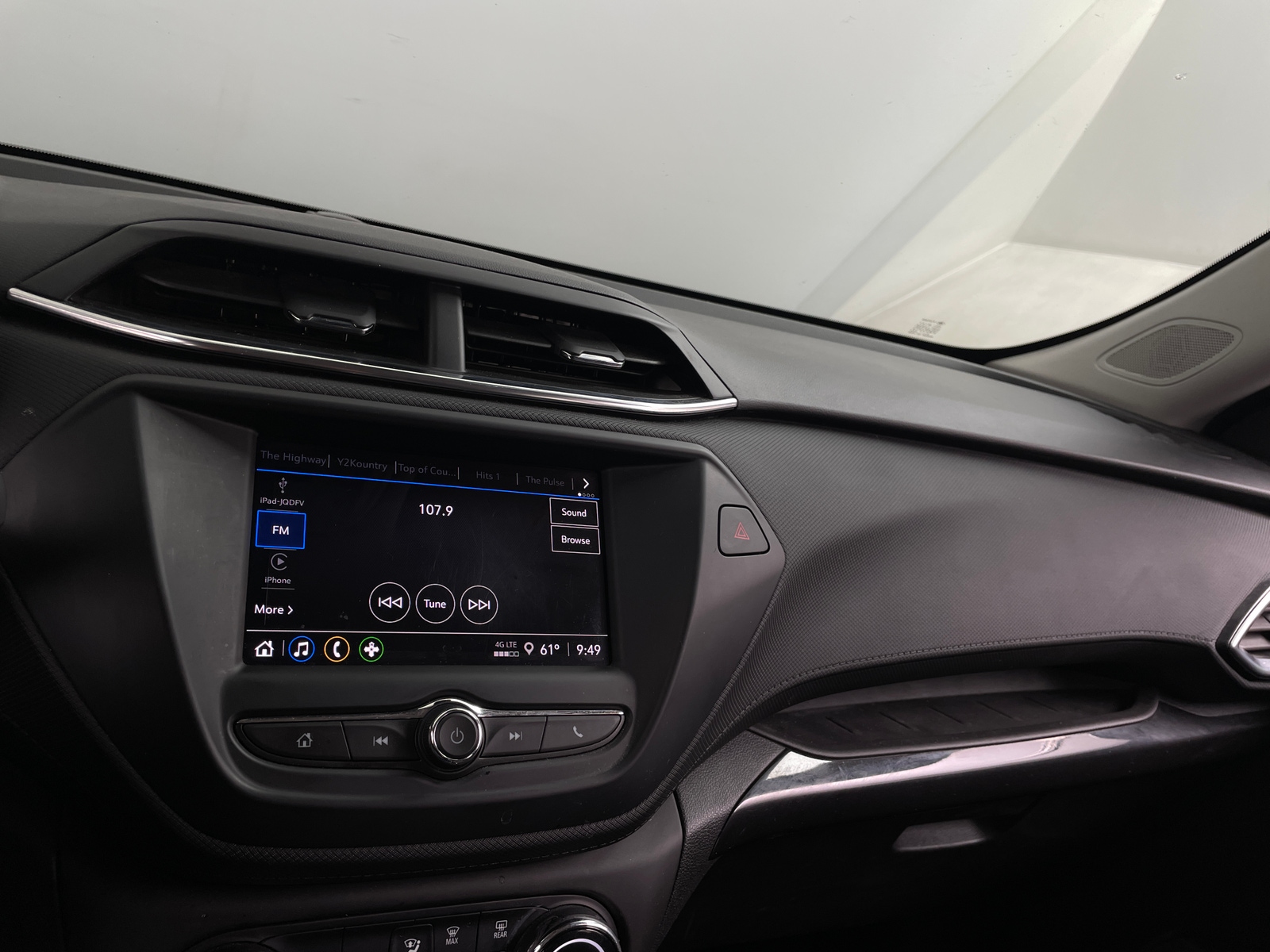 Thumbnail: 2023 Chevrolet TrailBlazer - 4