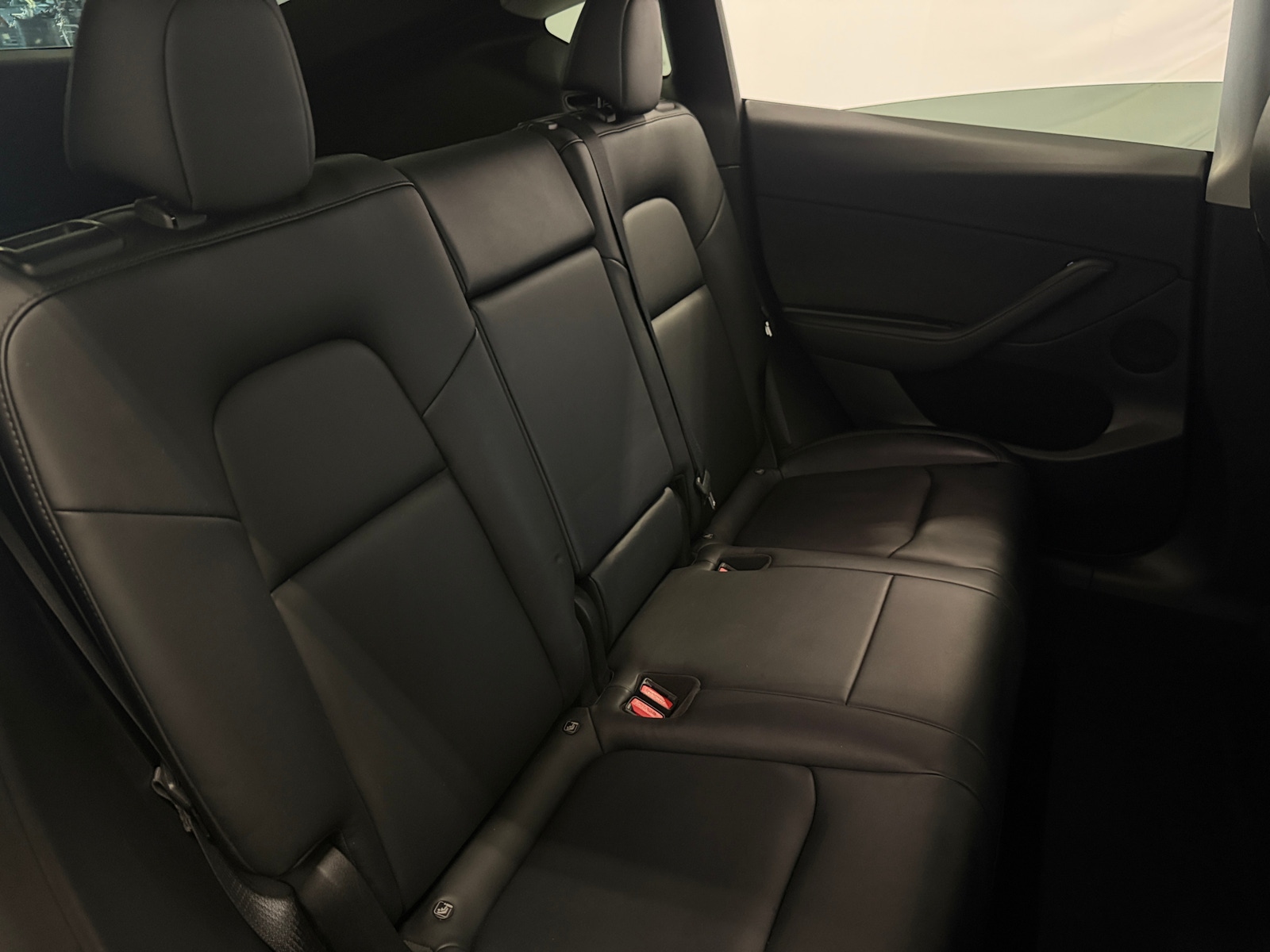 Thumbnail: 2022 Tesla Model Y - 5