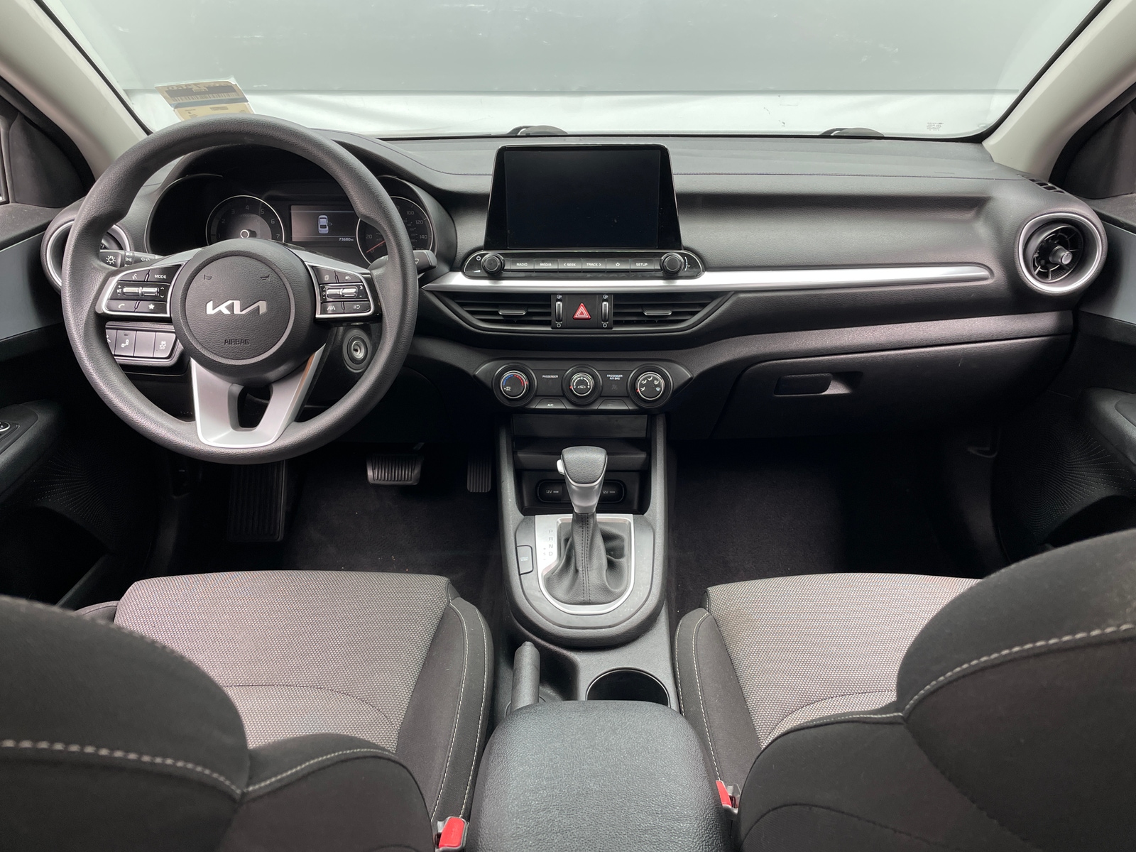 Thumbnail: 2023 Kia Forte - 3