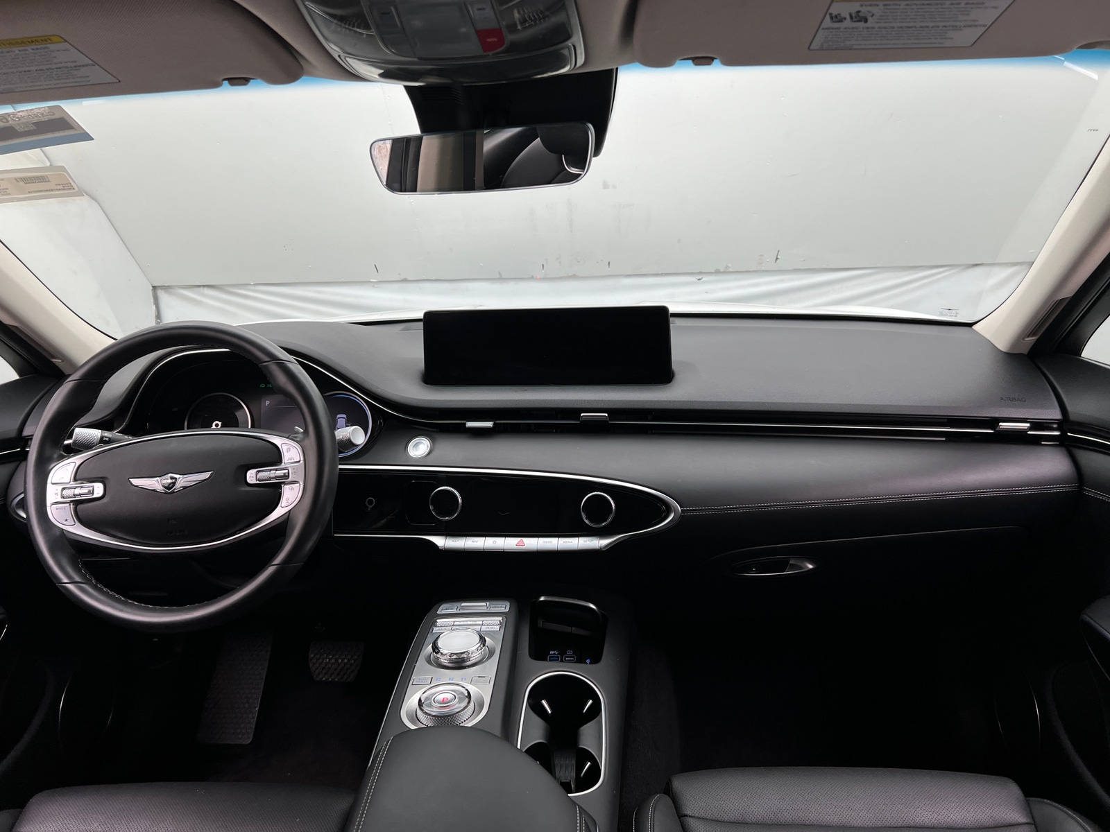 Thumbnail: 2022 Genesis GV70 - 2