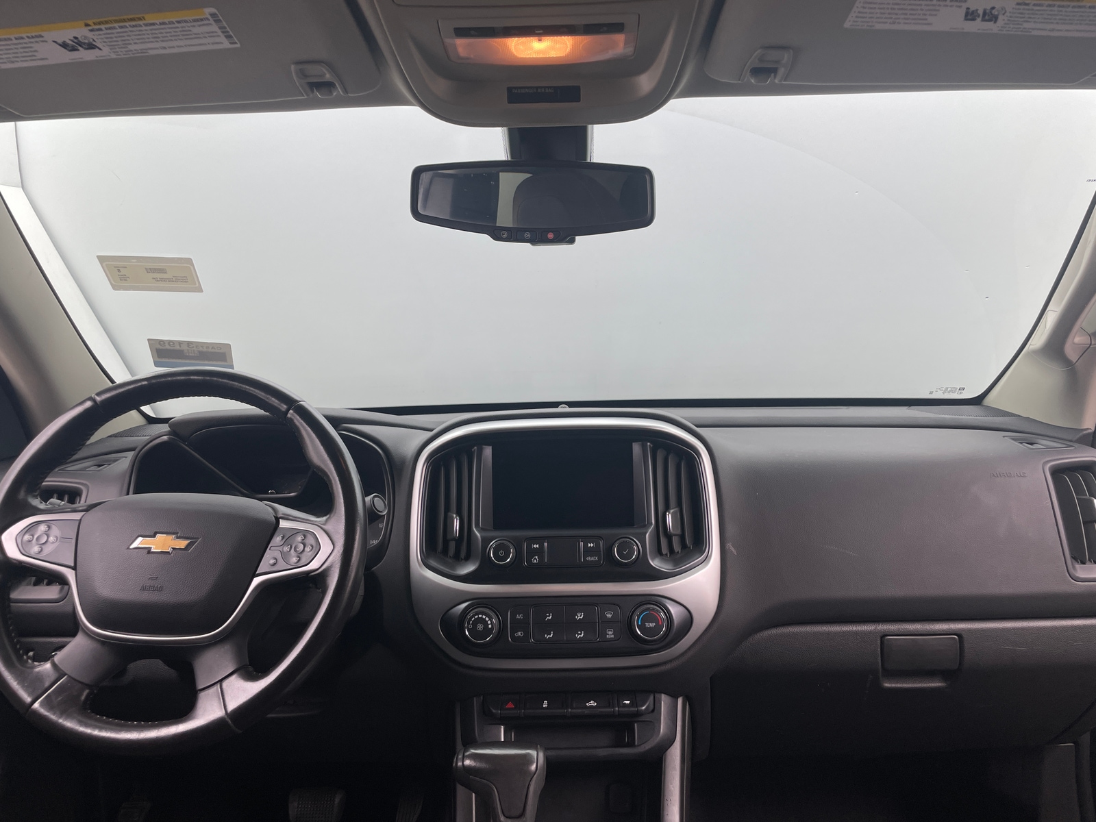 Thumbnail: 2019 Chevrolet Colorado - 3
