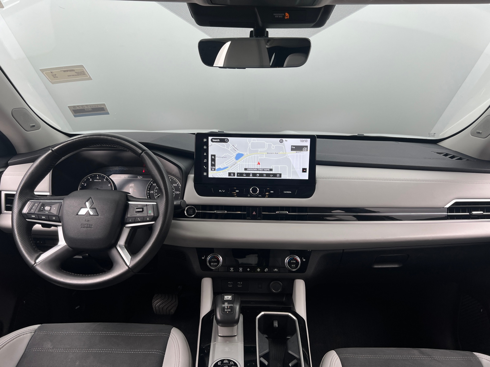 Thumbnail: 2025 Mitsubishi Outlander - 3