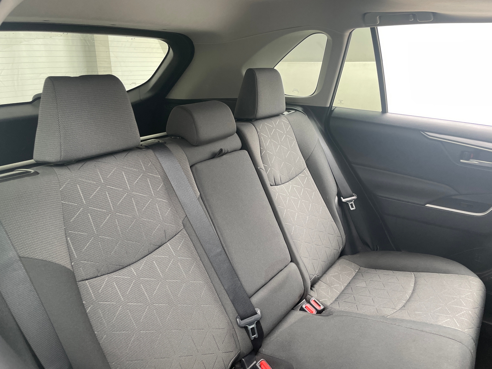 Thumbnail: 2020 Toyota RAV4 - 6