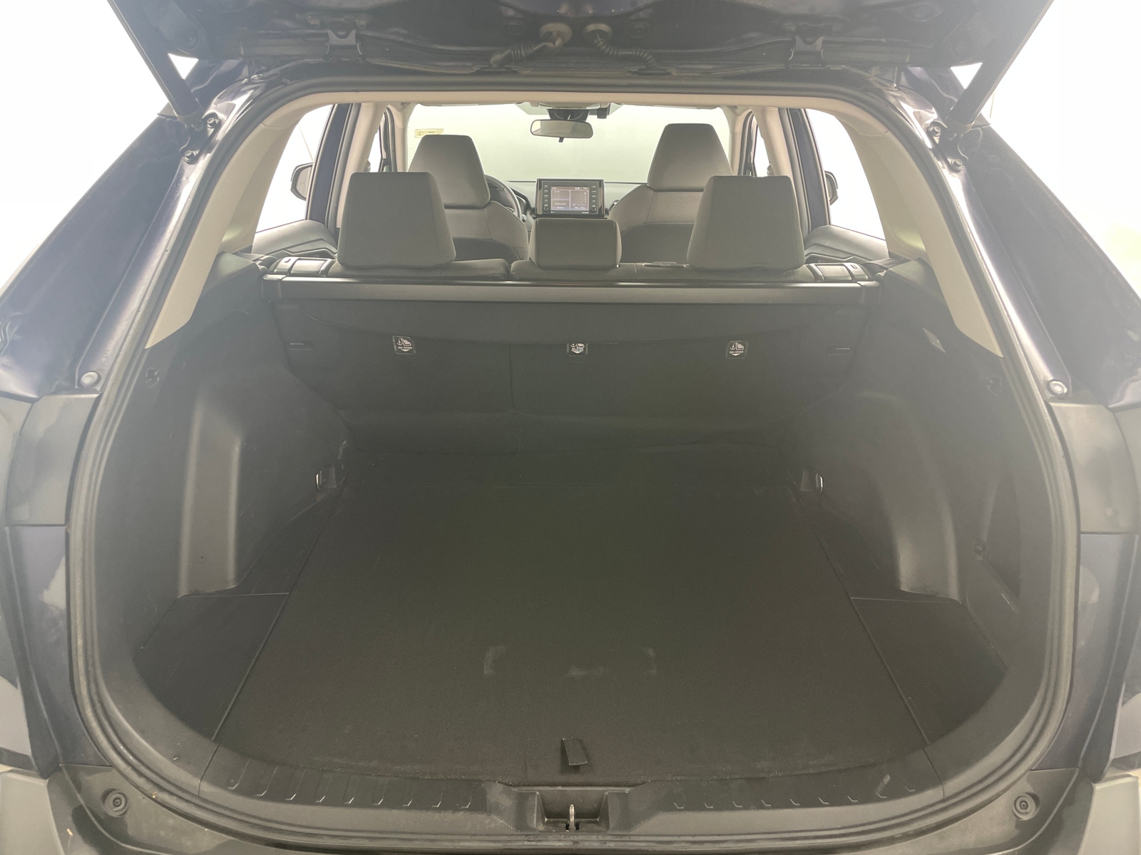Thumbnail: 2020 Toyota RAV4 - 7