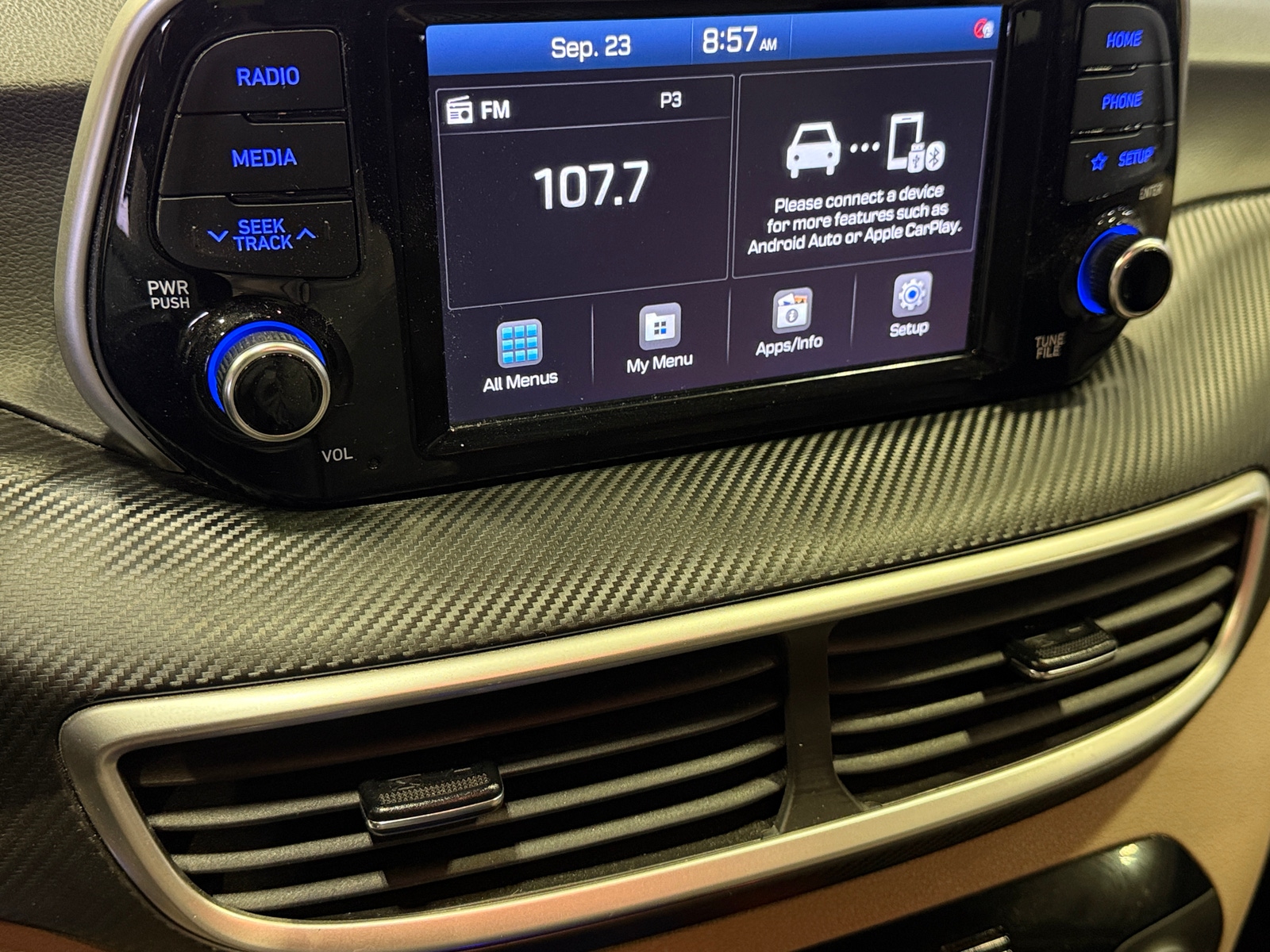 Thumbnail: 2019 Hyundai Tucson - 4