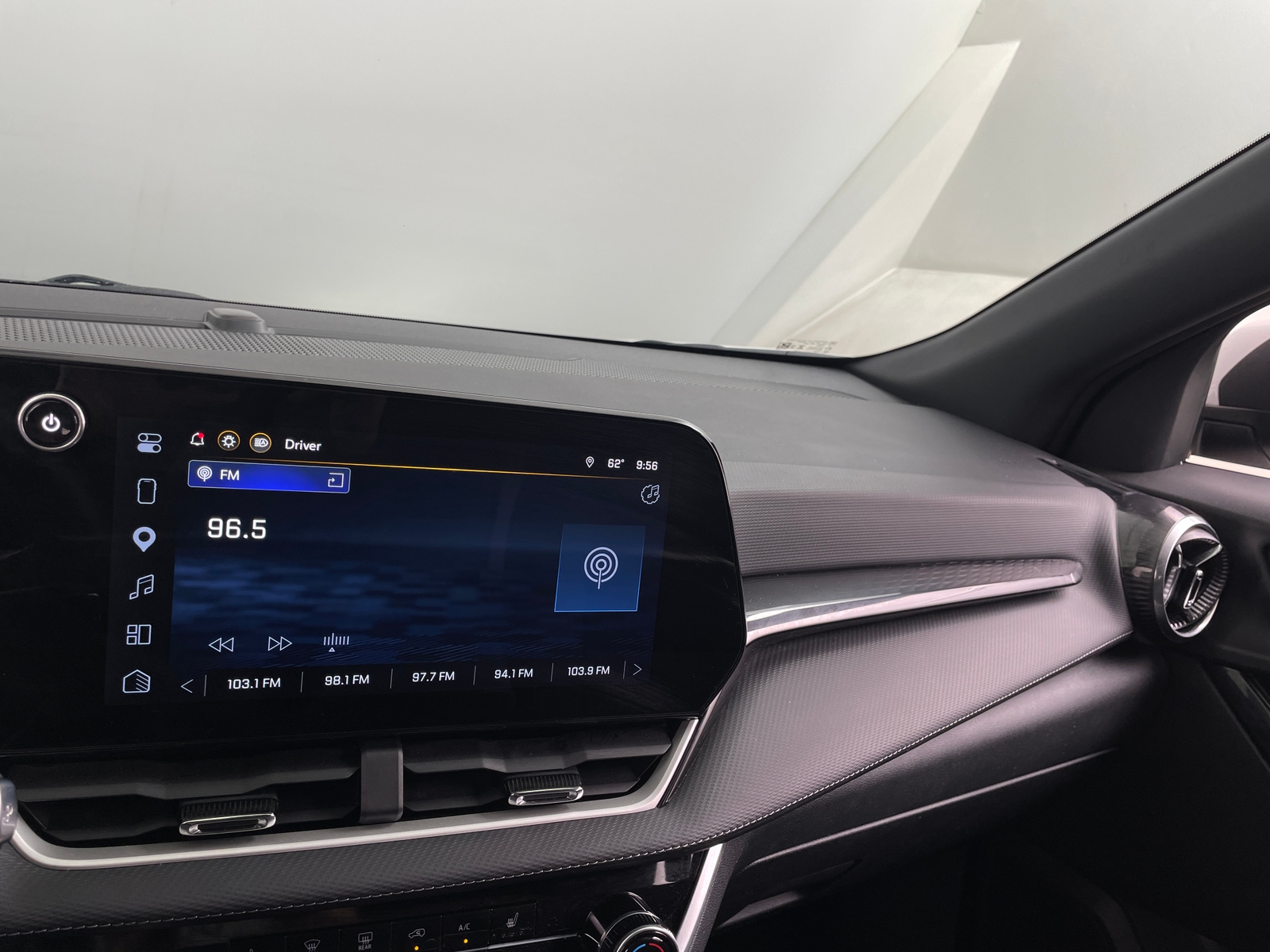 Thumbnail: 2026 Chevrolet Equinox - 4
