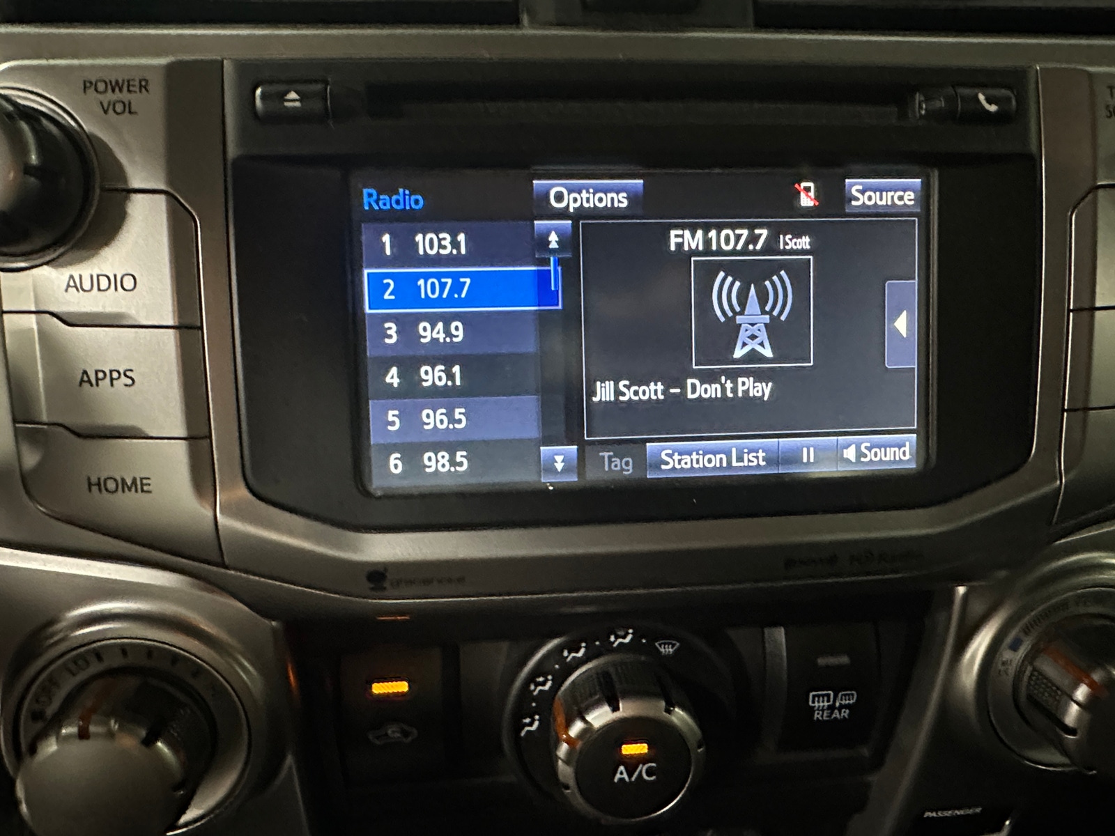 Thumbnail: 2019 Toyota 4Runner - 4