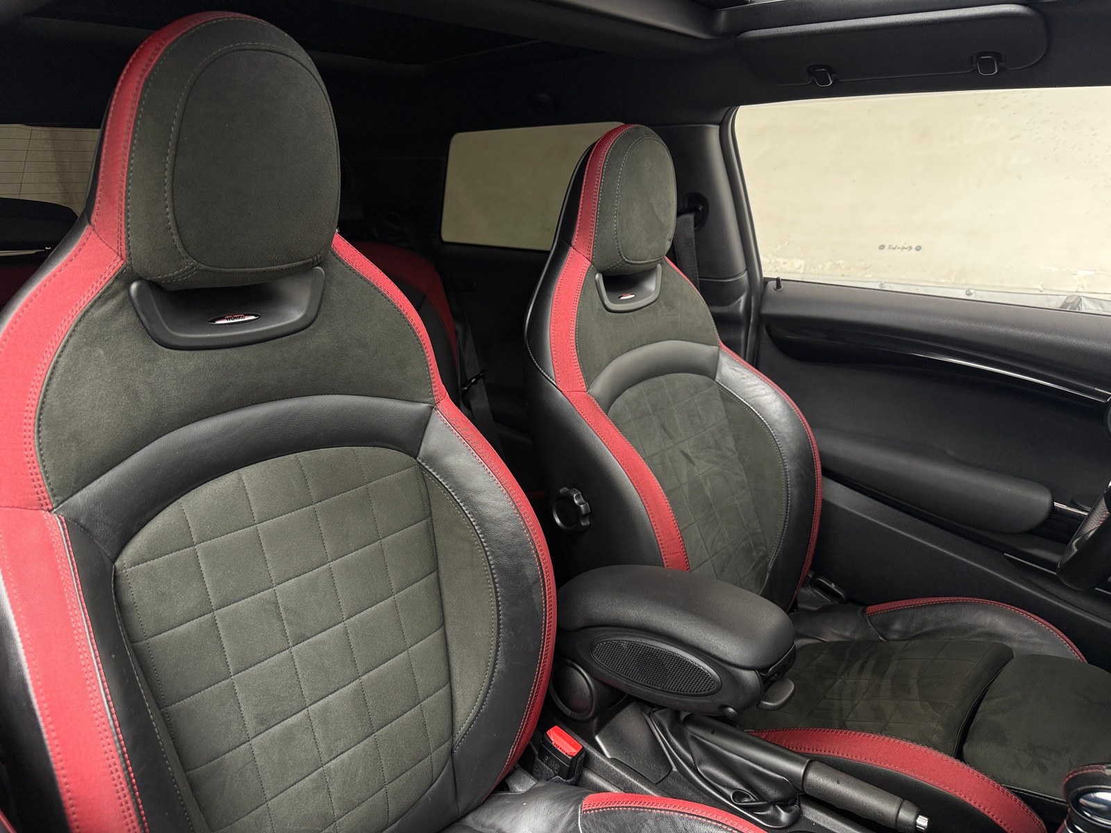 Thumbnail: 2018 MINI Cooper Hardtop - 2