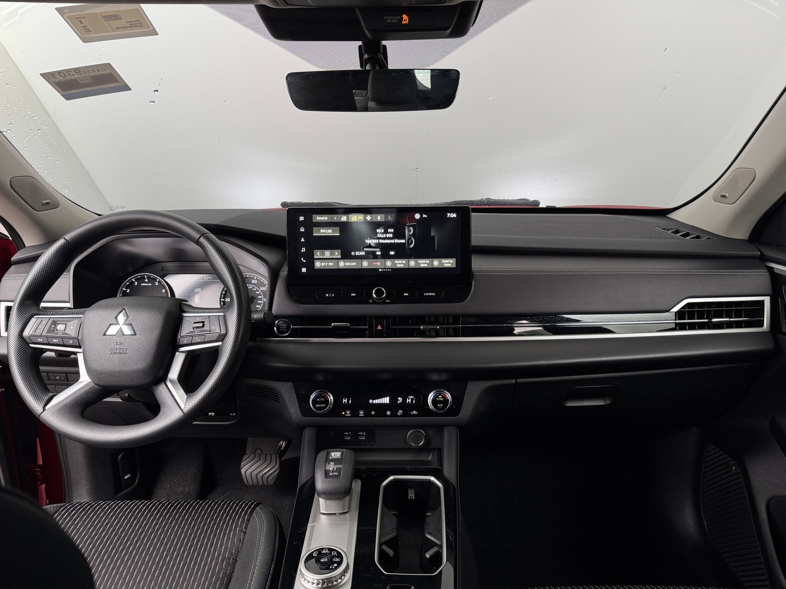 Thumbnail: 2025 Mitsubishi Outlander - 3