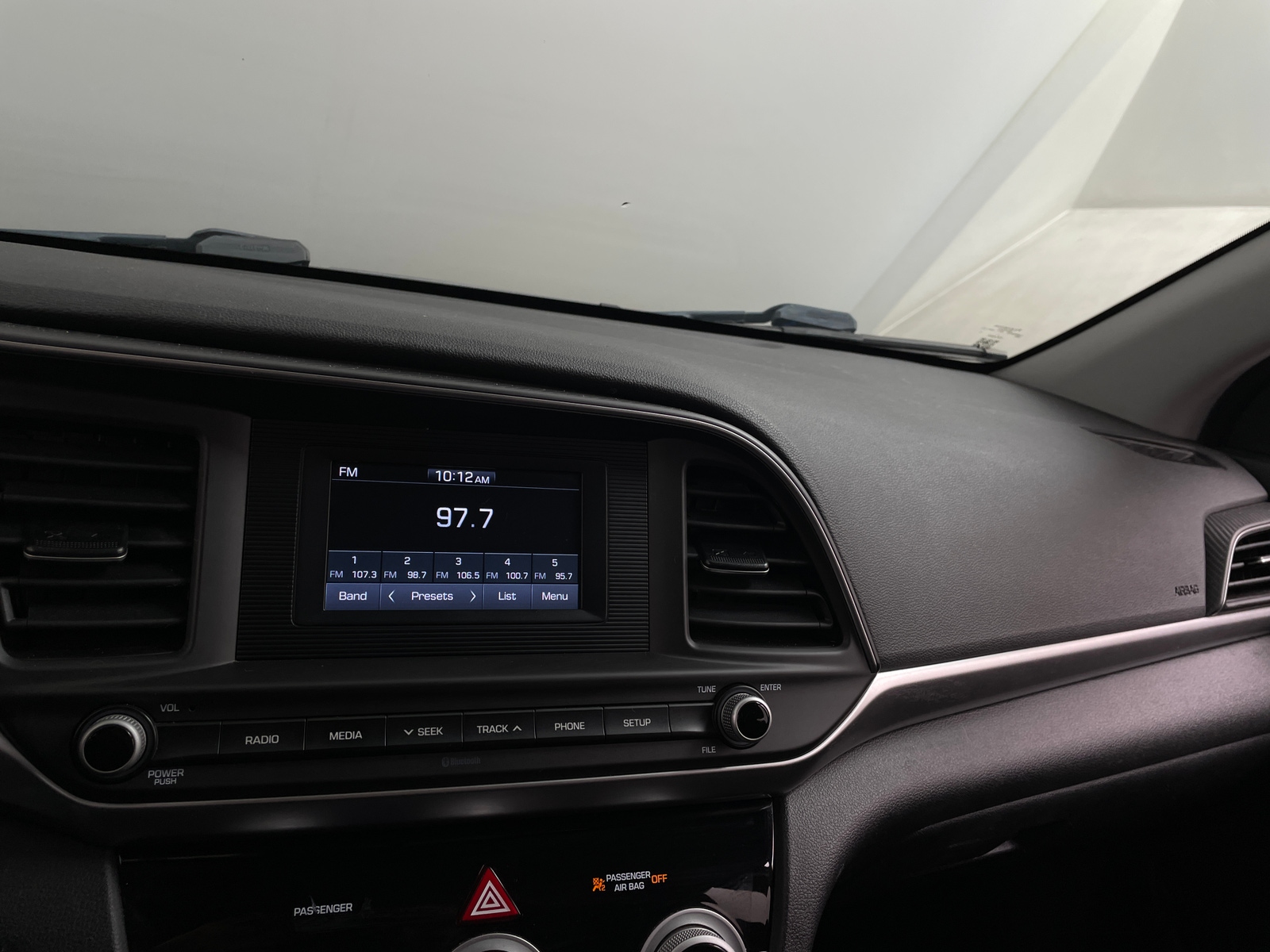 Thumbnail: 2019 Hyundai Elantra - 4