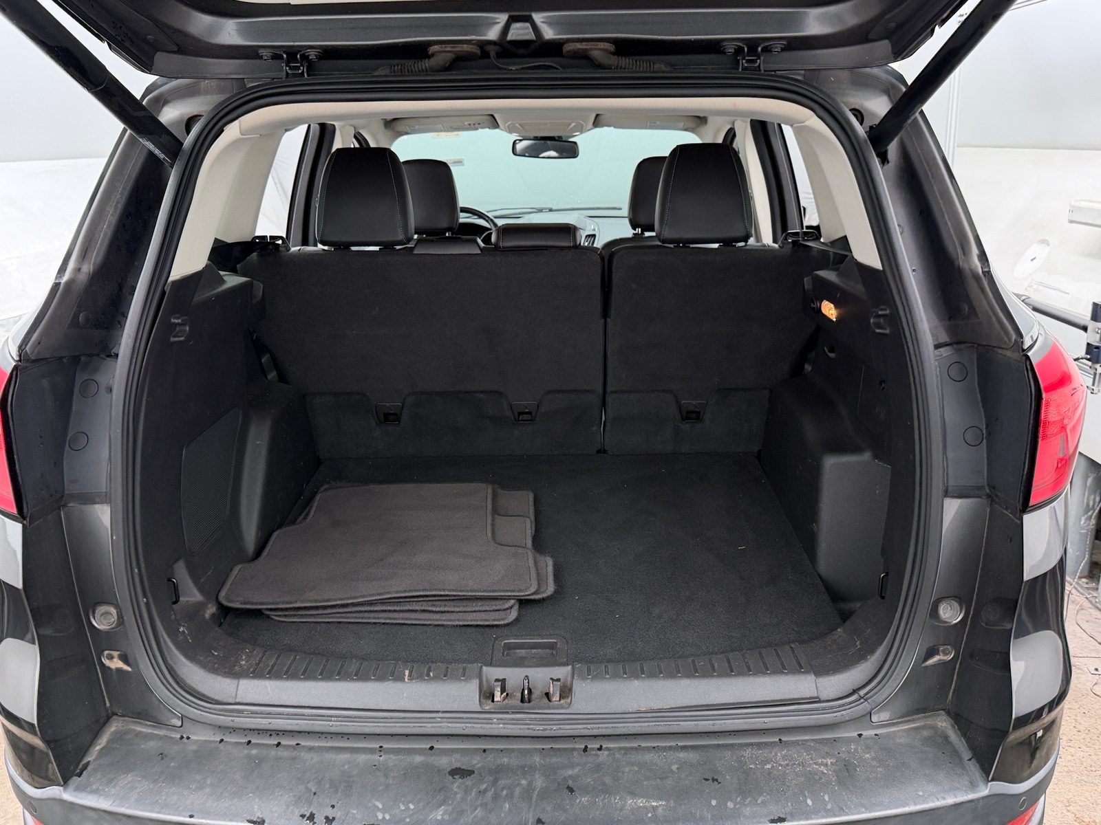 Thumbnail: 2019 Ford Escape - 6