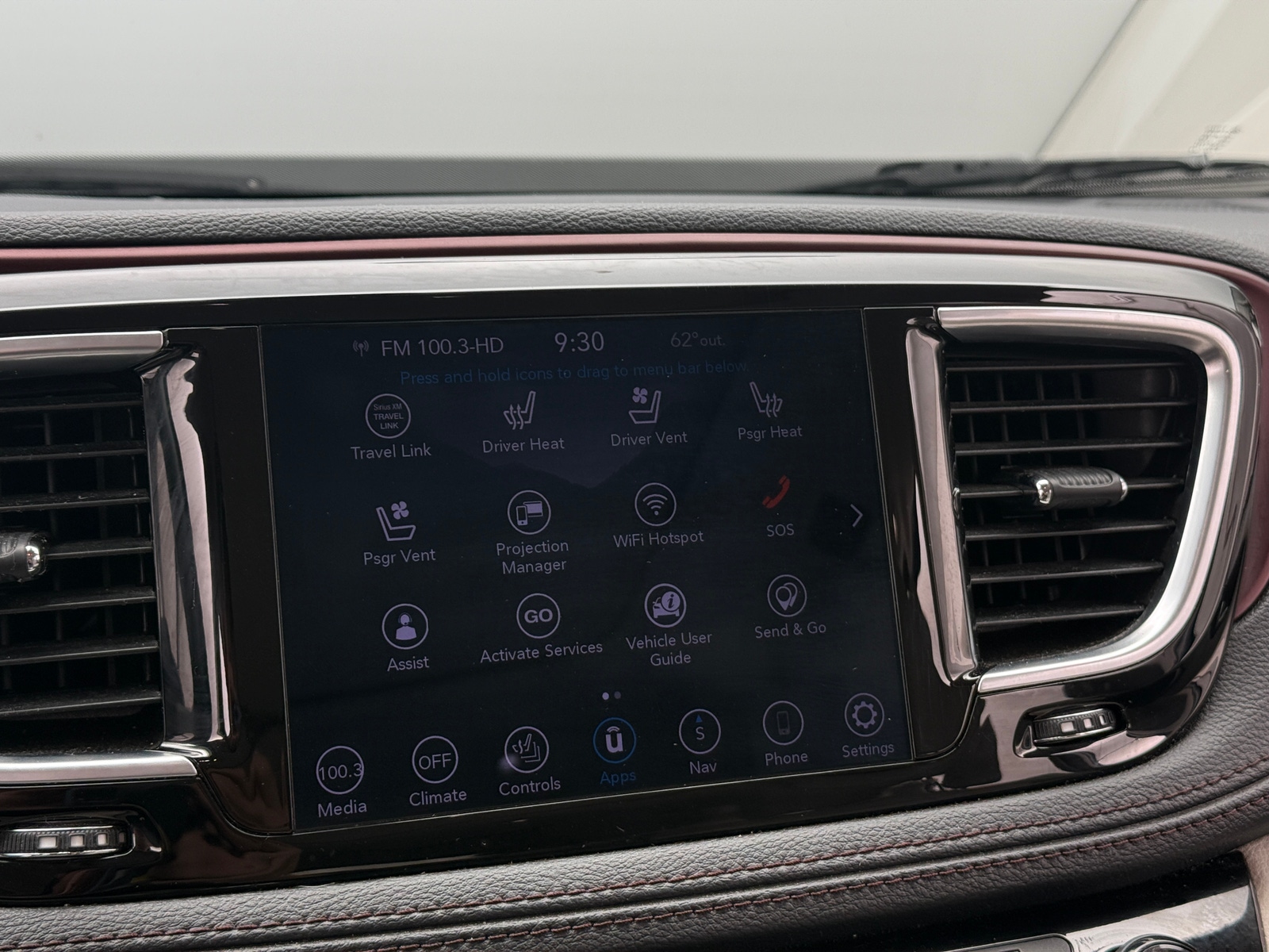 Thumbnail: 2020 Chrysler Pacifica - 3