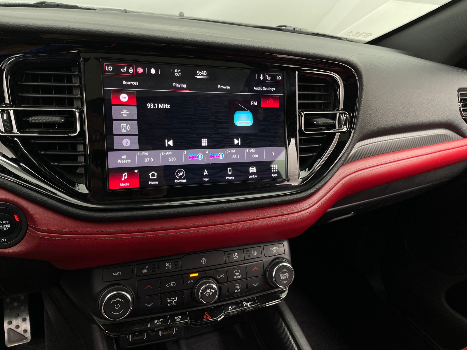 Thumbnail: 2021 Dodge Durango - 3