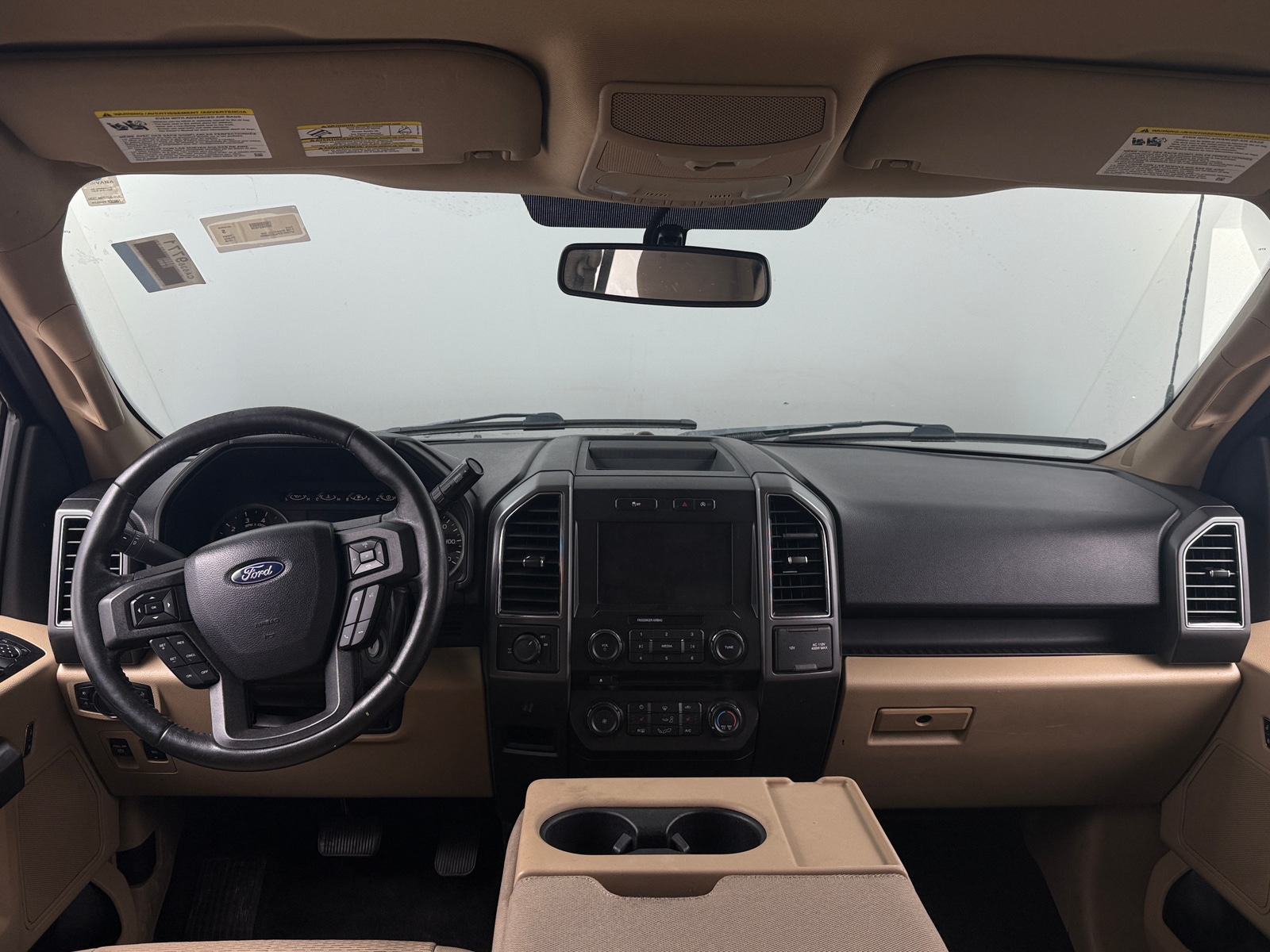 Thumbnail: 2018 Ford Econoline - 3