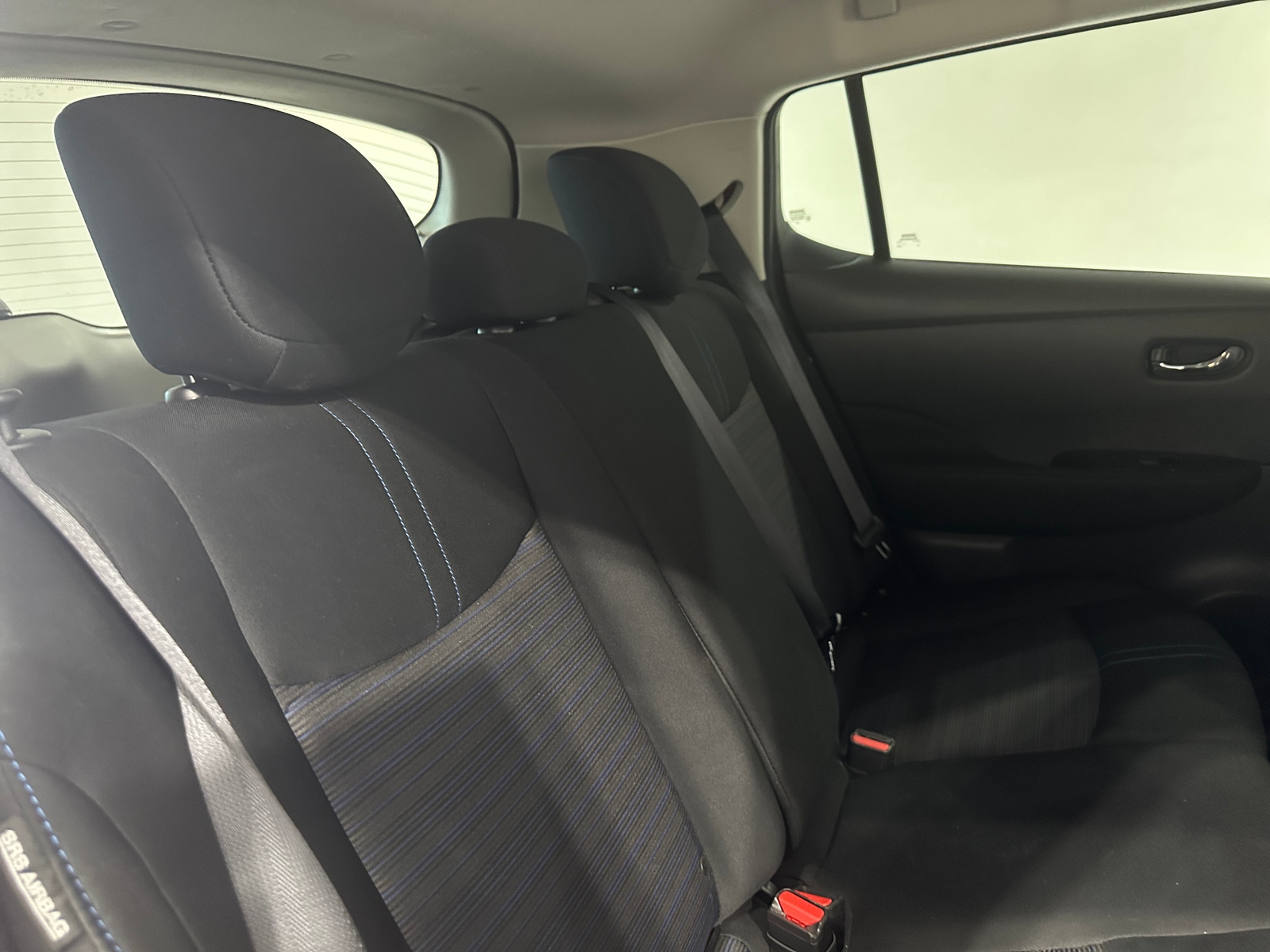 Thumbnail: 2022 Nissan Leaf - 6