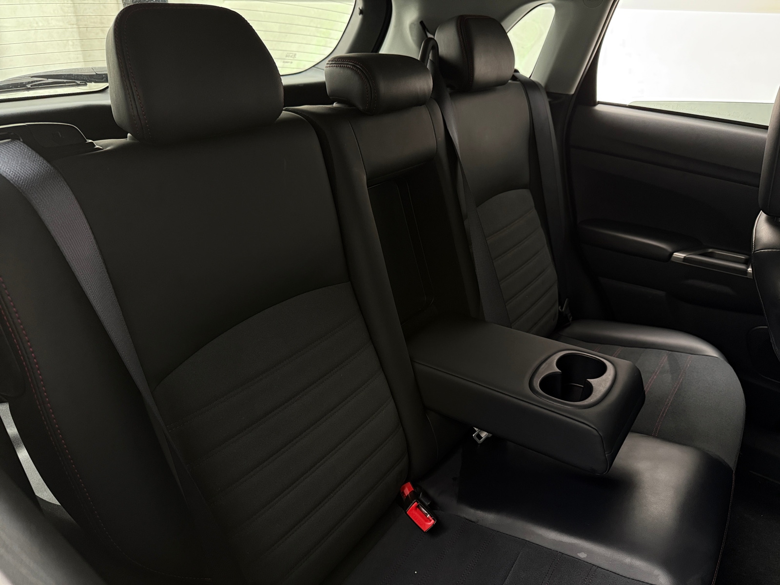 Thumbnail: 2024 Mitsubishi Outlander Sport - 6