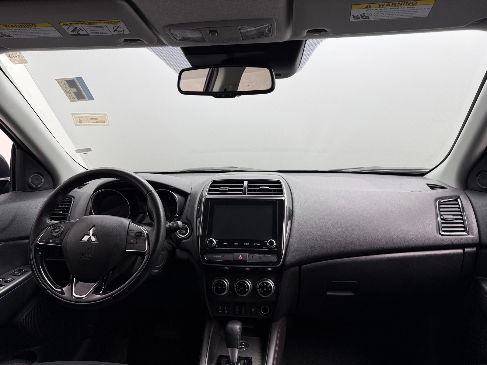 Thumbnail: 2024 Mitsubishi Outlander Sport - 3