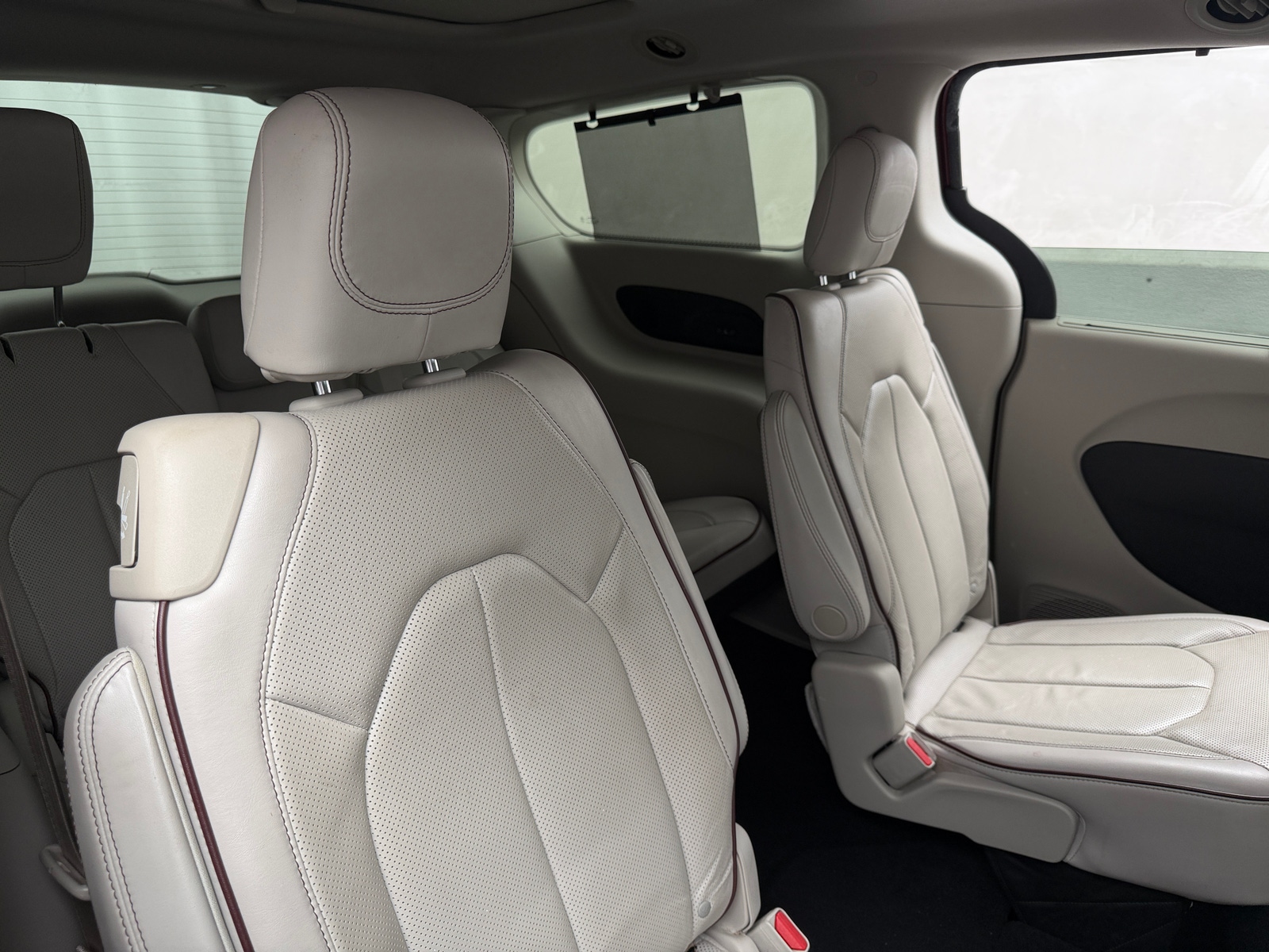 Thumbnail: 2020 Chrysler Pacifica - 5