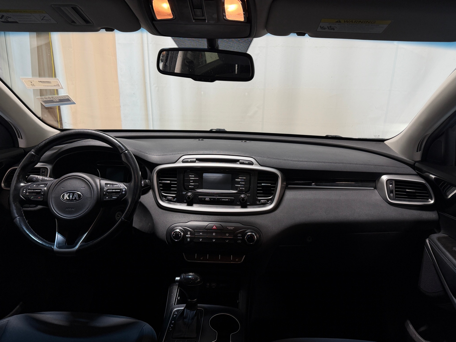 Thumbnail: 2016 Kia Sorento - 3