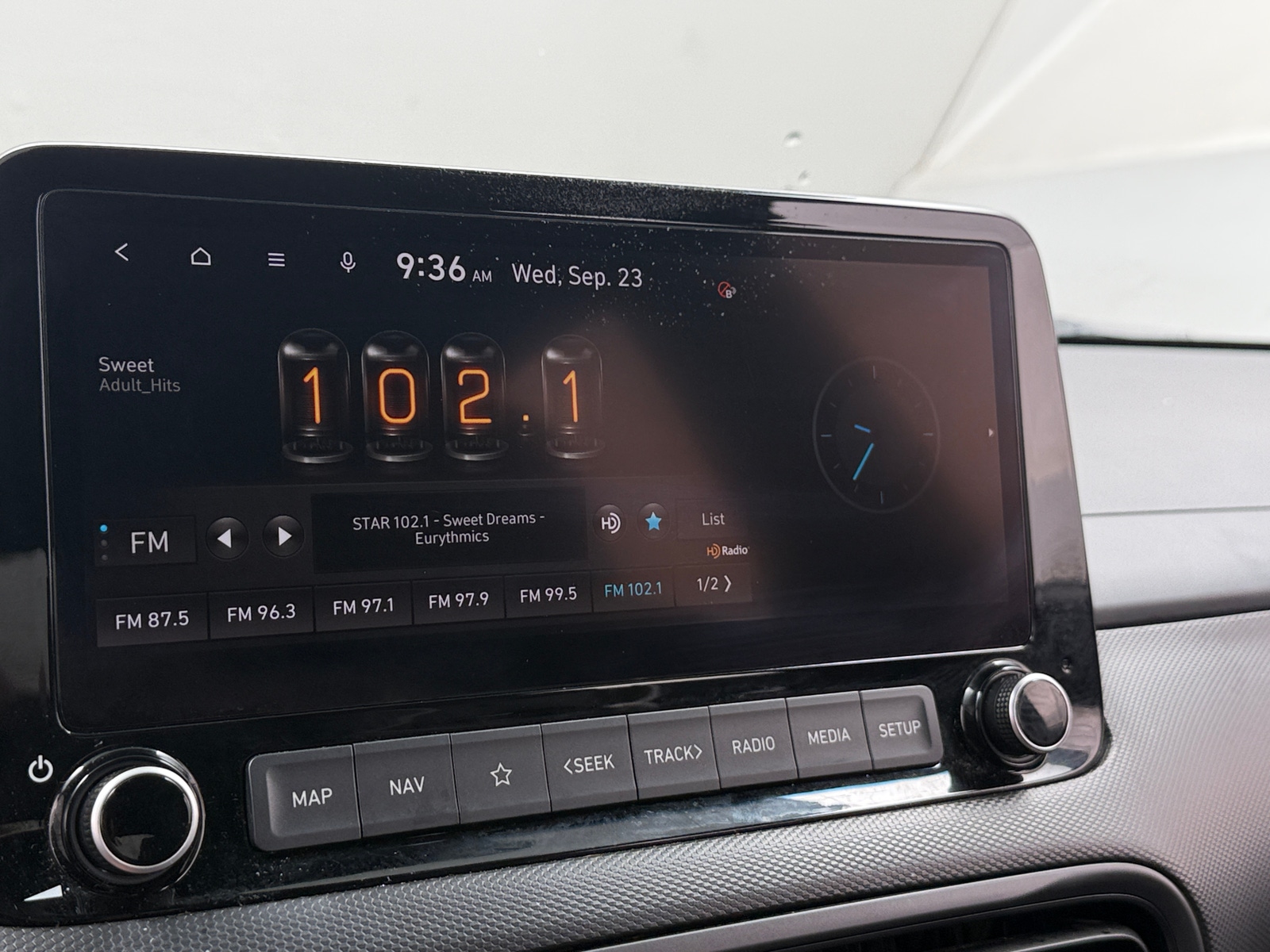 Thumbnail: 2022 Hyundai Kona - 3
