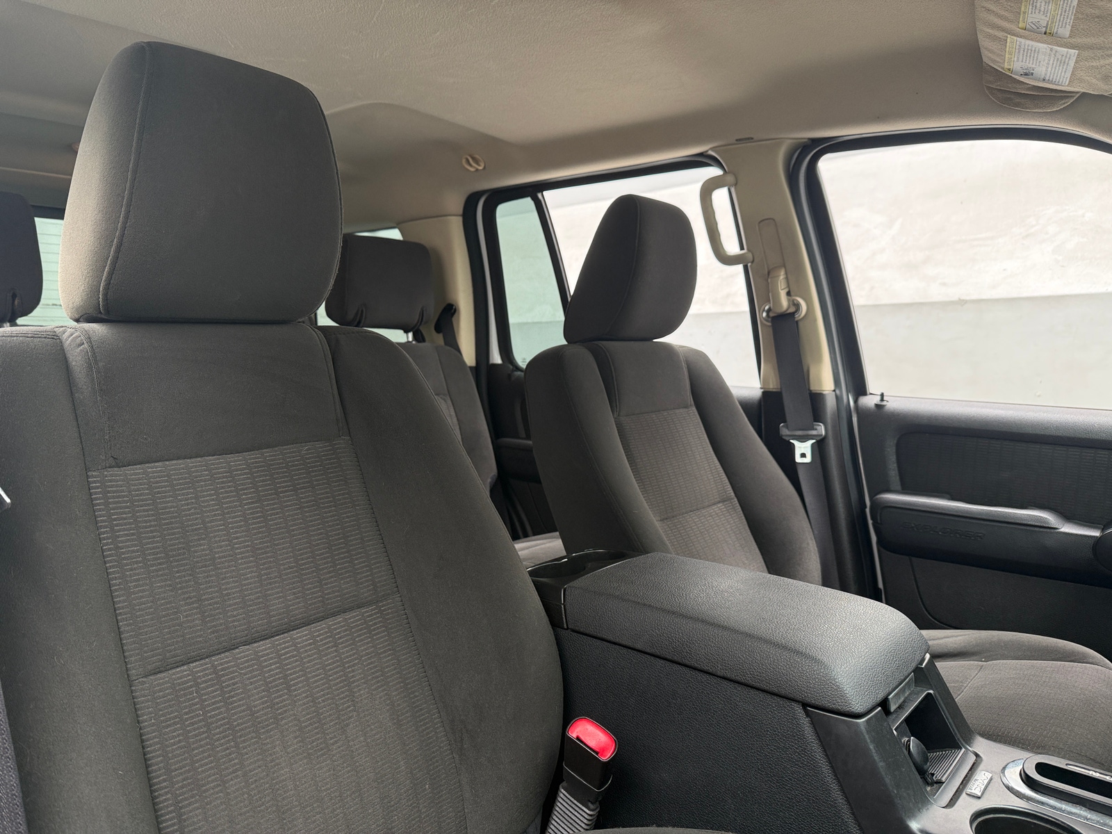 Thumbnail: 2010 Ford Explorer - 2