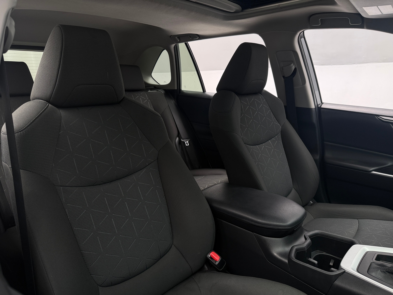 Thumbnail: 2022 Toyota RAV4 - 2