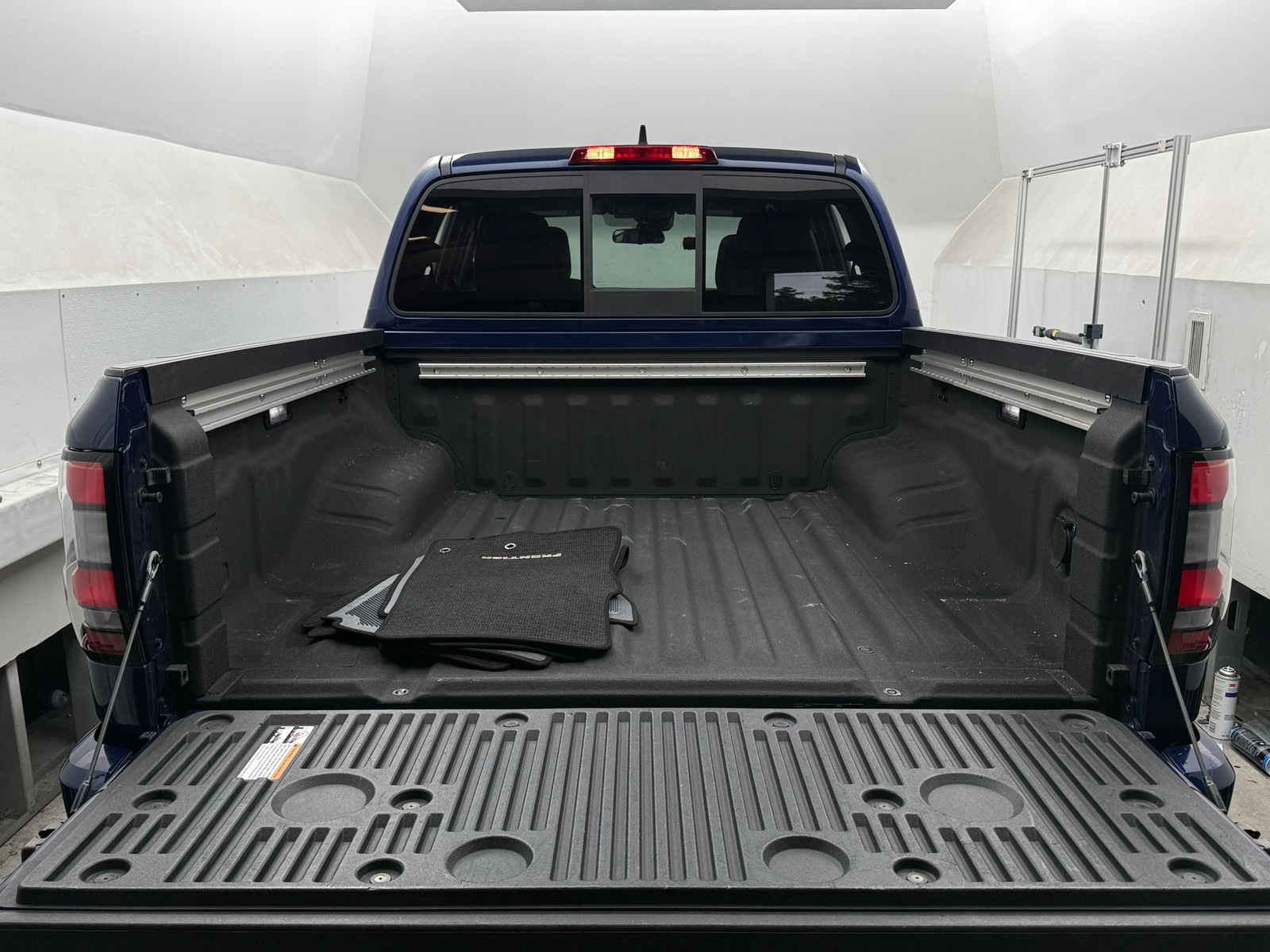 Thumbnail: 2022 Nissan Frontier - 7