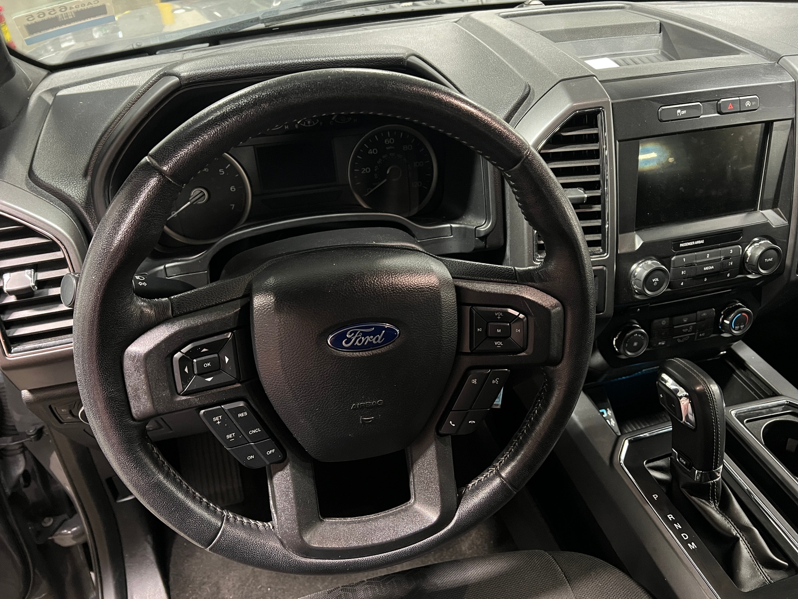 Thumbnail: 2018 Ford Econoline - 5