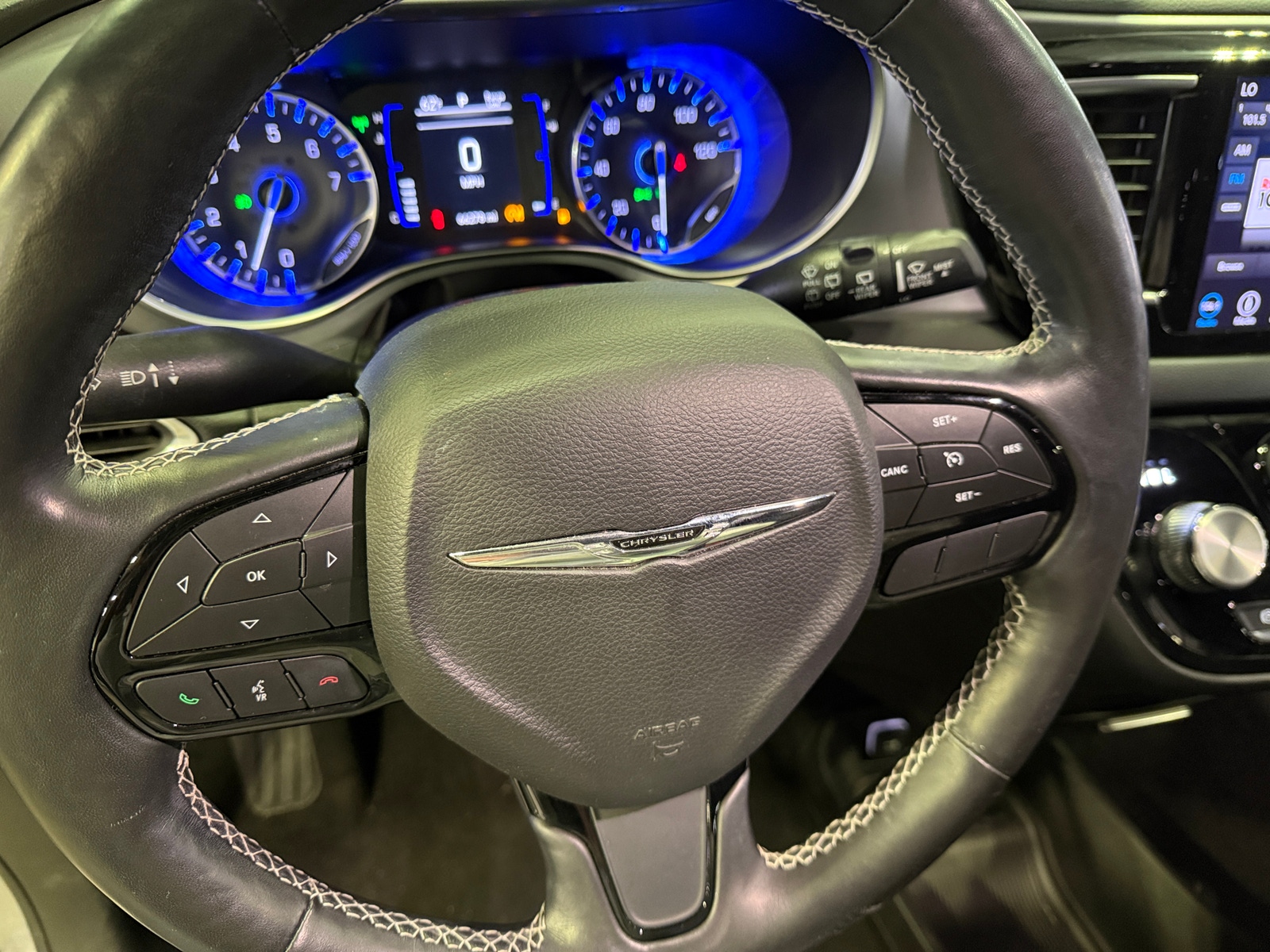 Thumbnail: 2019 Chrysler Pacifica - 5