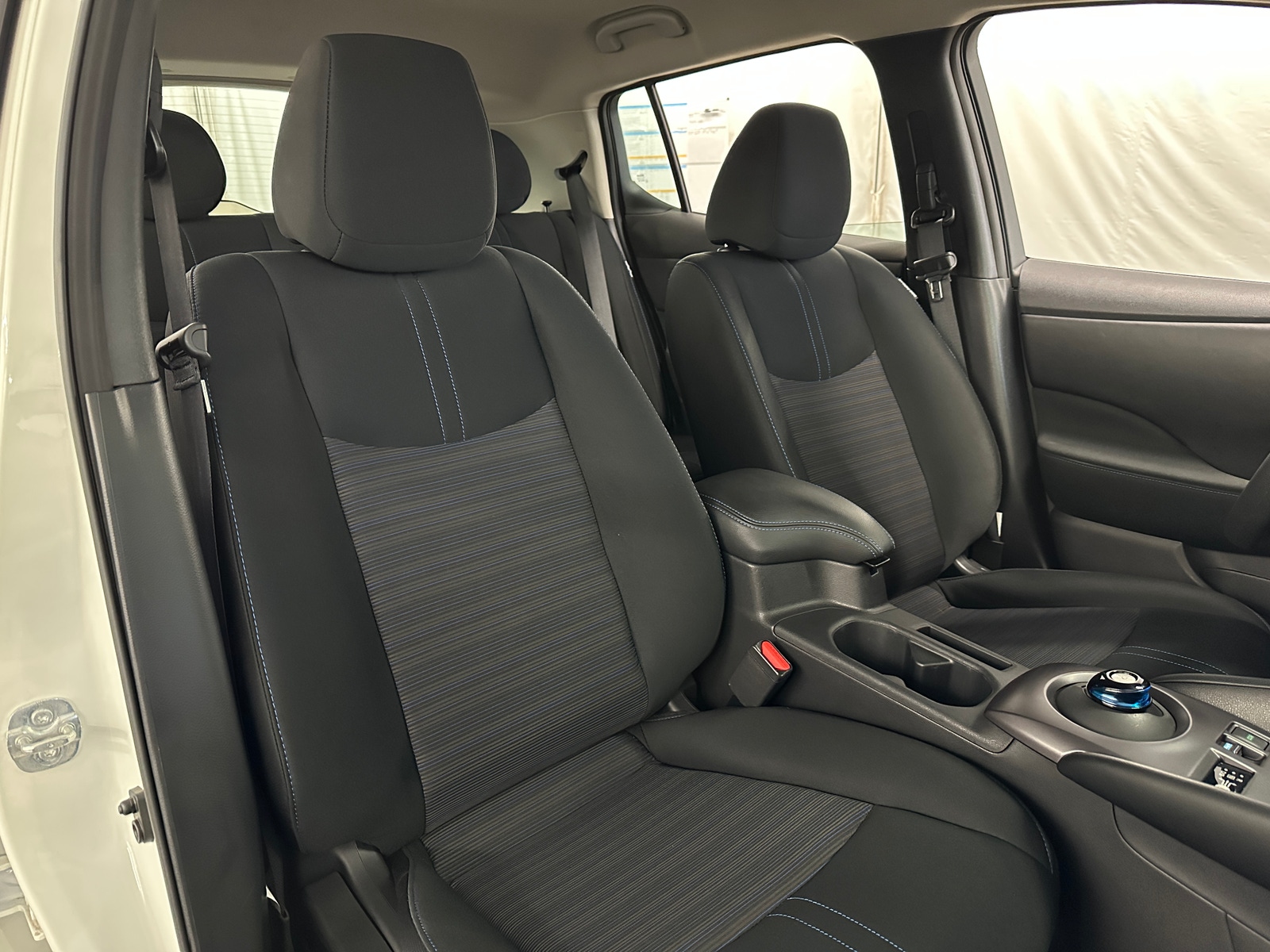 Thumbnail: 2025 Nissan Leaf - 2