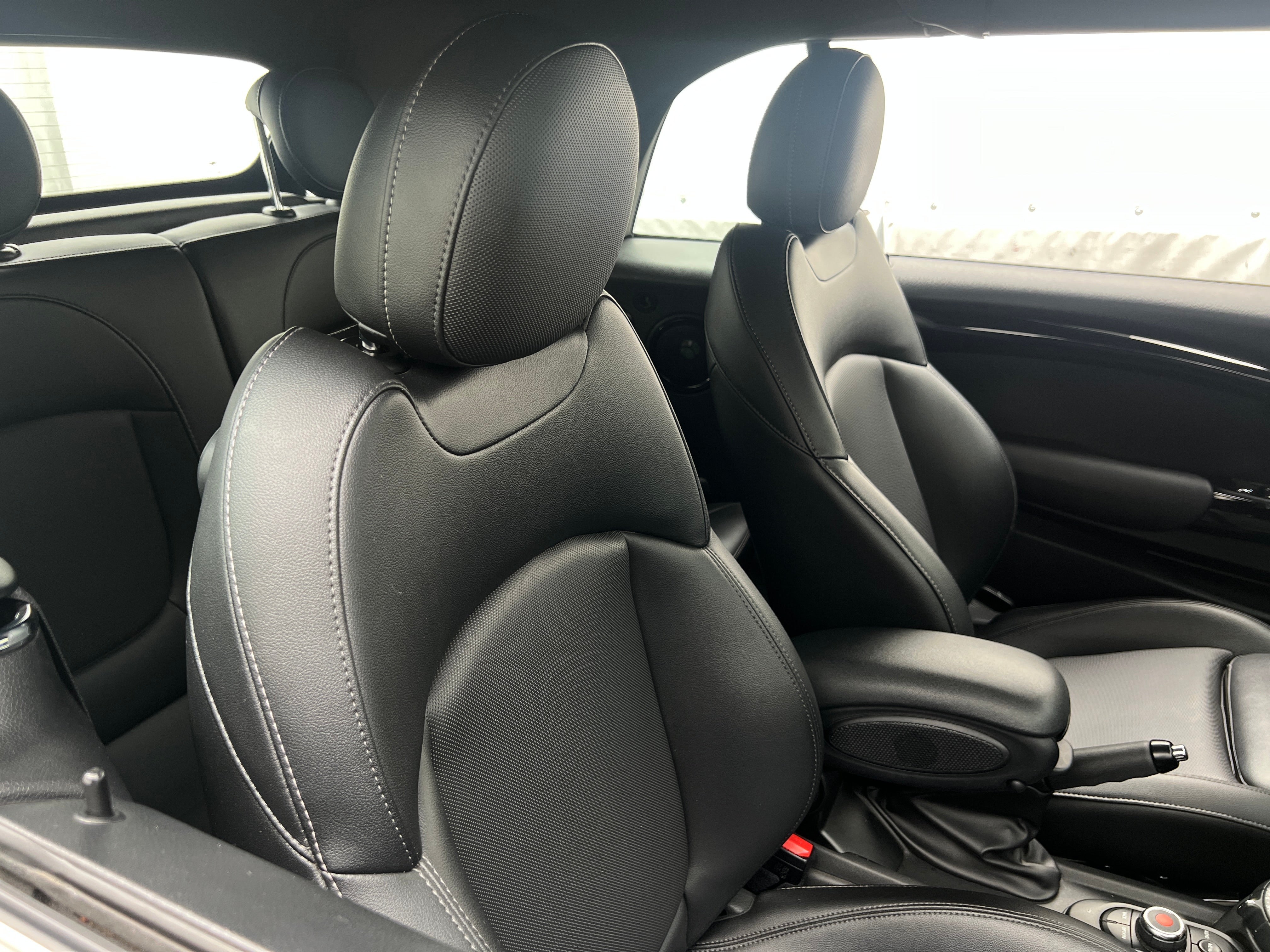 2016 MINI Cooper Base