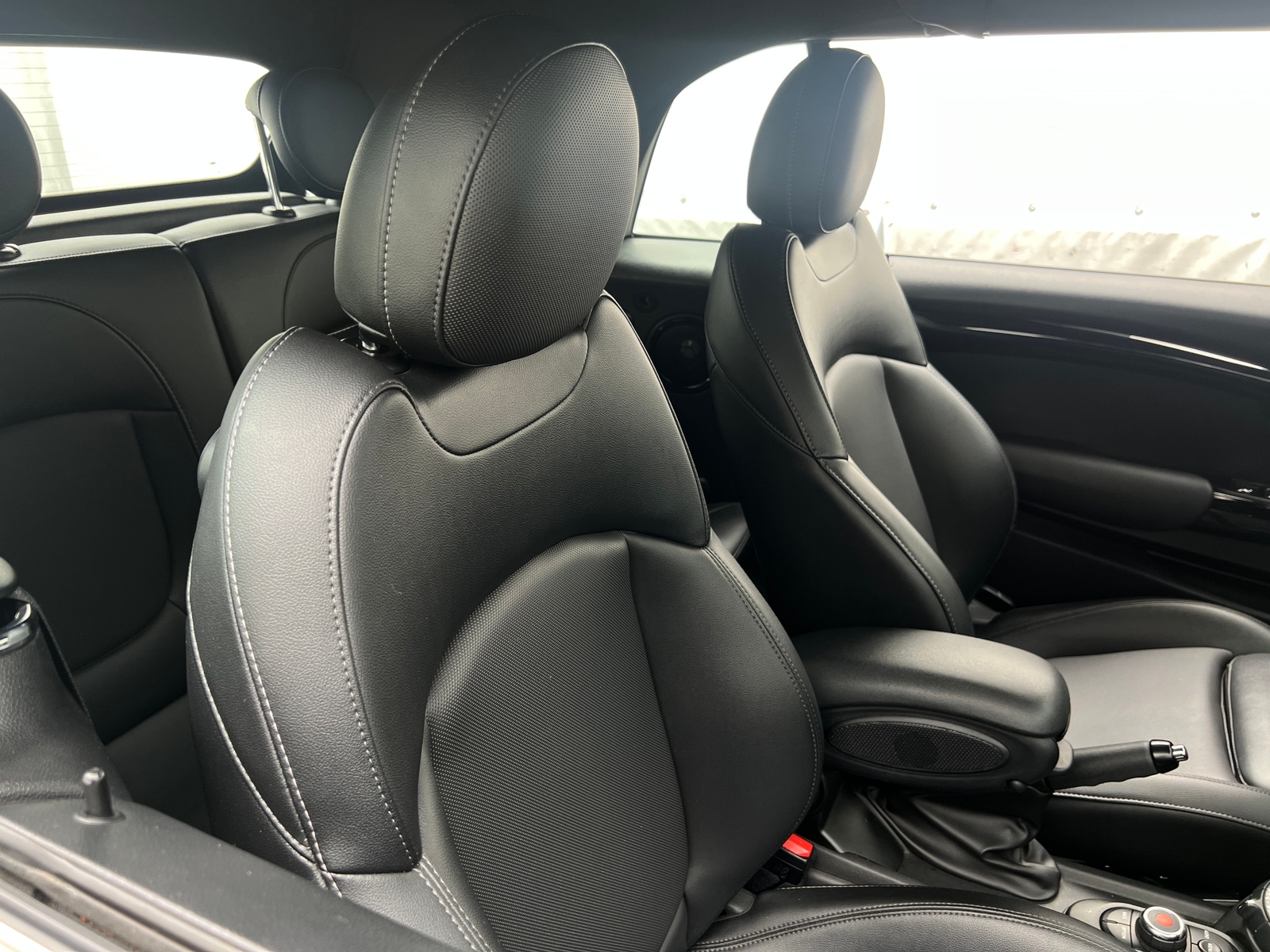 Thumbnail: 2016 MINI Cooper Convertible - 2