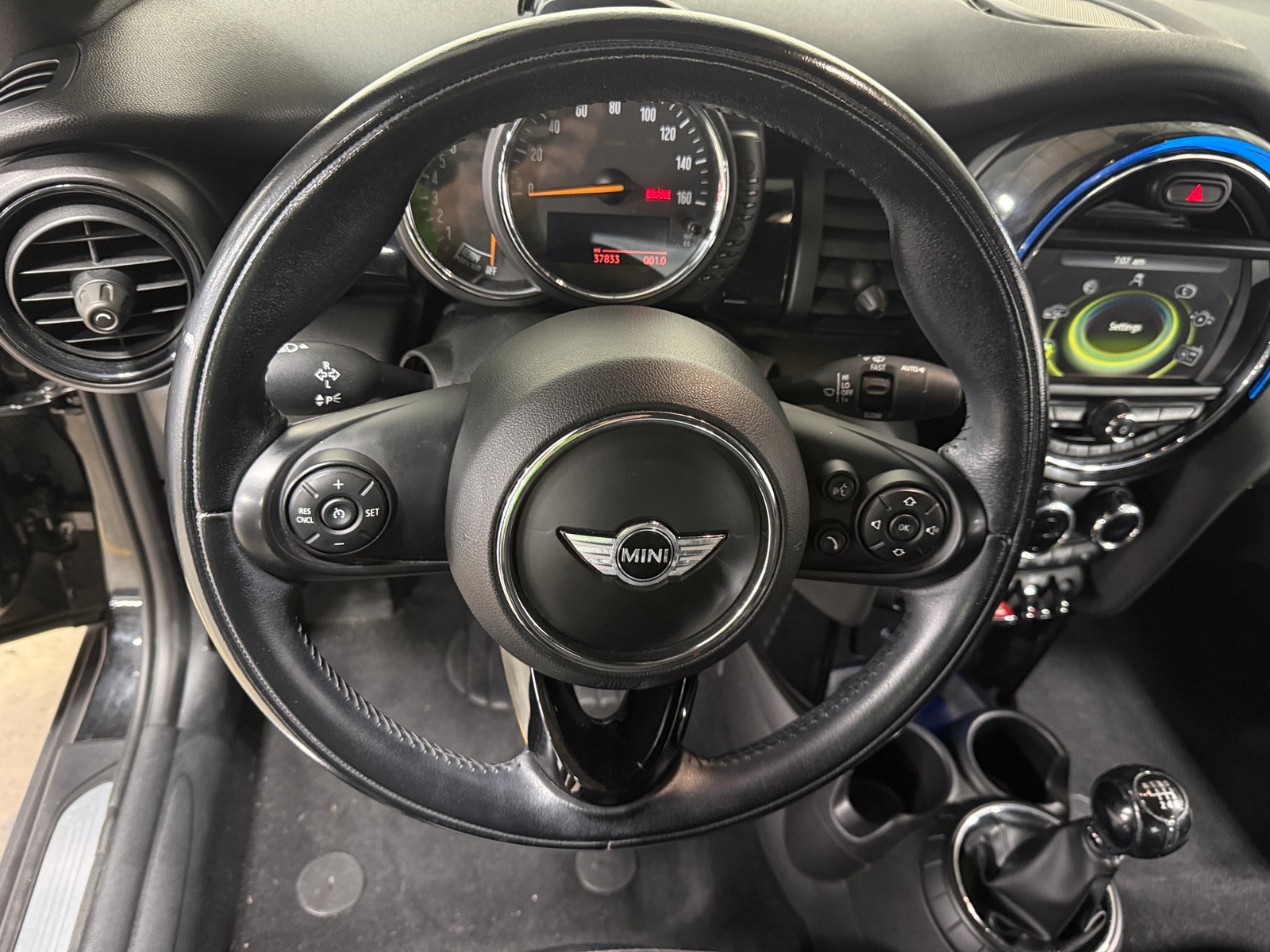 Thumbnail: 2016 MINI Cooper Convertible - 5