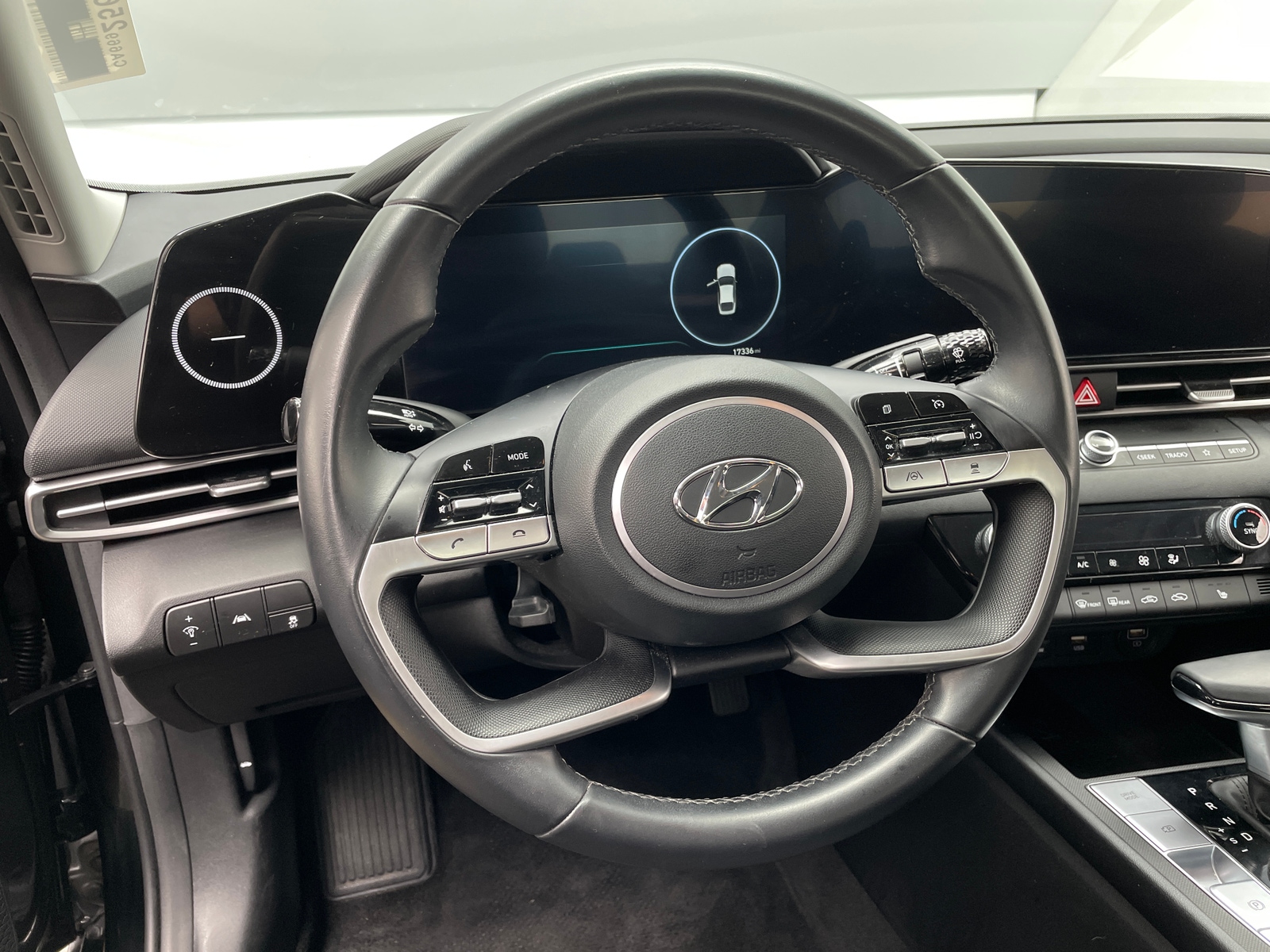 Thumbnail: 2023 Hyundai Elantra - 5