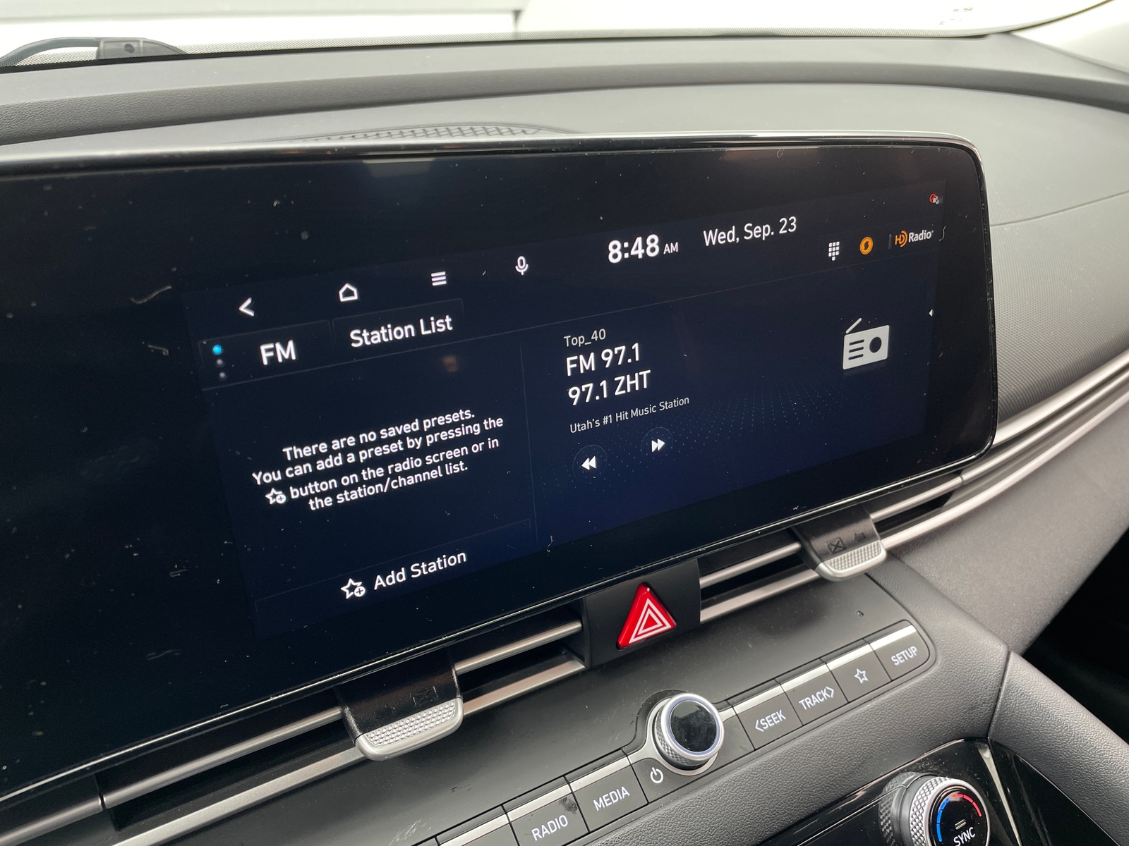 Thumbnail: 2023 Hyundai Elantra - 4