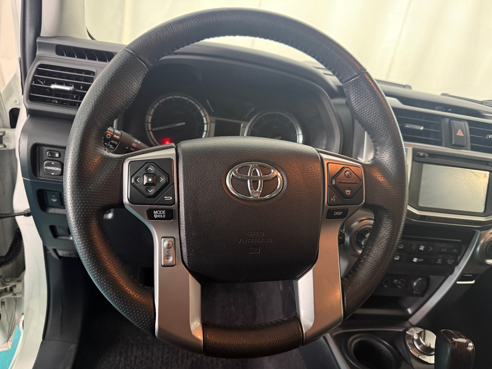 Thumbnail: 2019 Toyota 4Runner - 4
