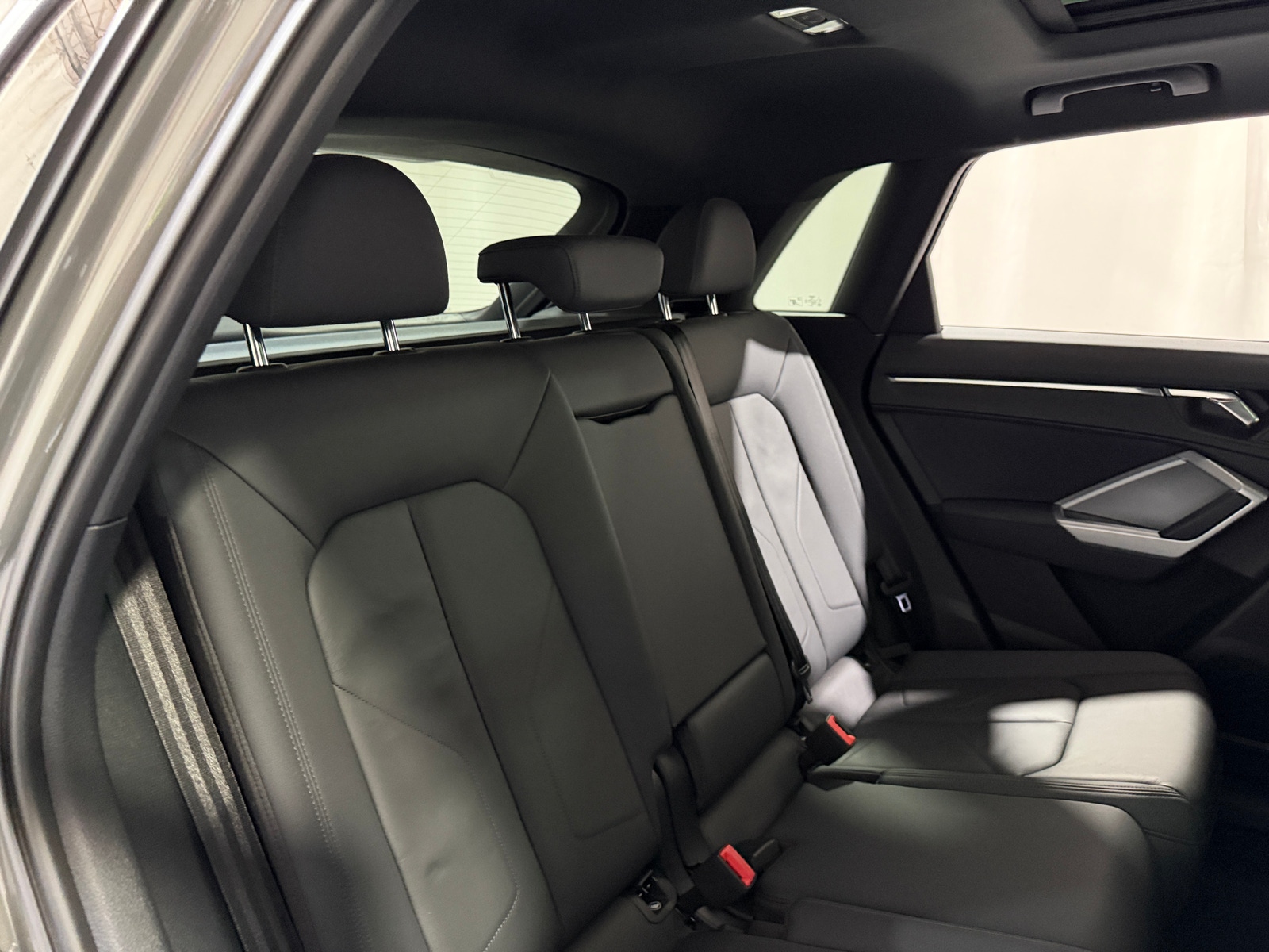 Thumbnail: 2021 Audi Q3 - 6