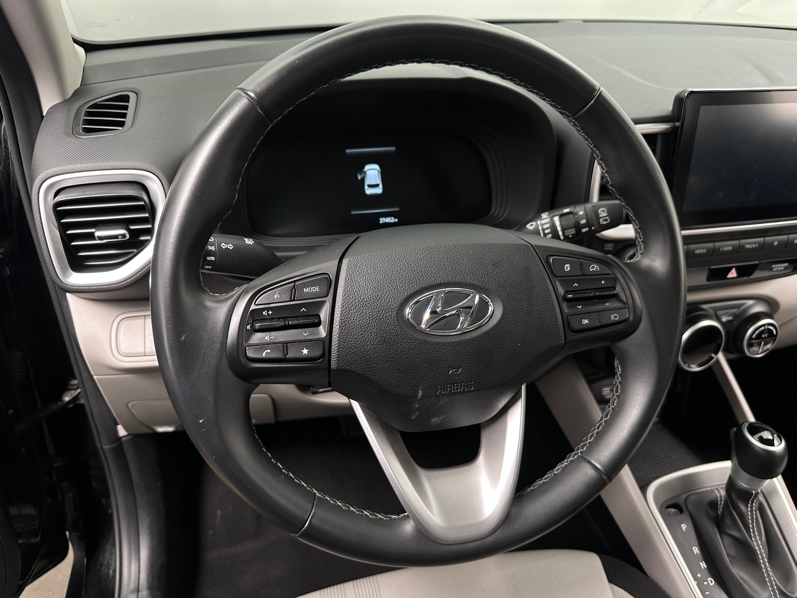 Thumbnail: 2025 Hyundai Venue - 5