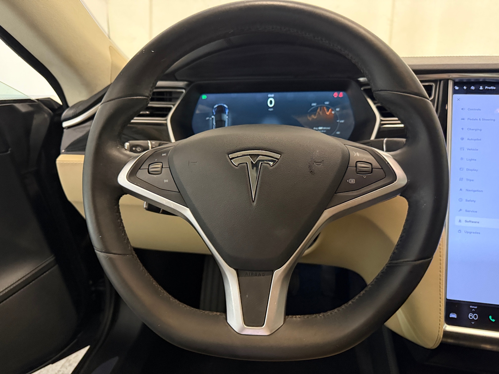 Thumbnail: 2015 Tesla Model S - 4